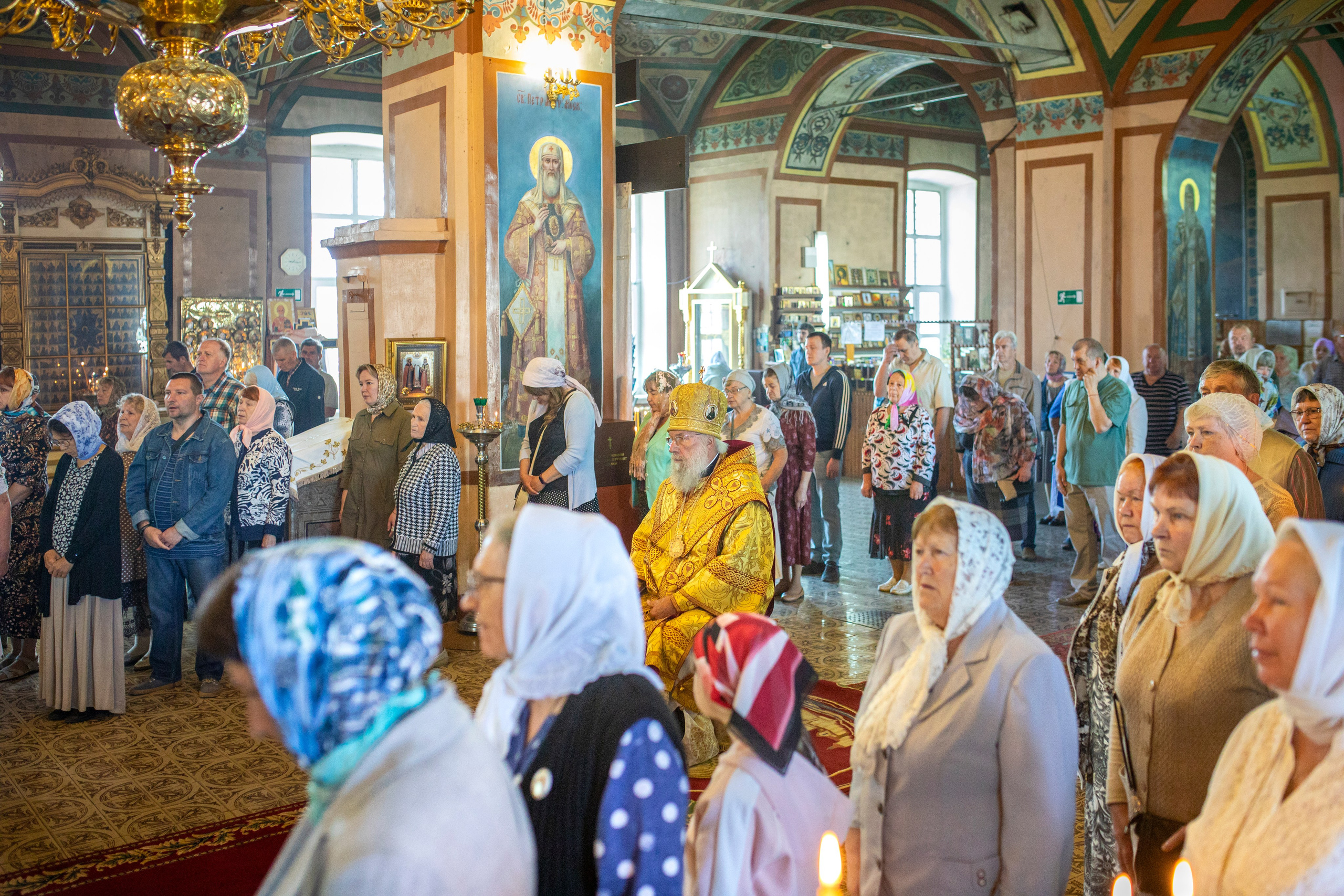 Служба епископа Александровского и Юрьев-Польского Иннокентия. Арт- фотограф Москва