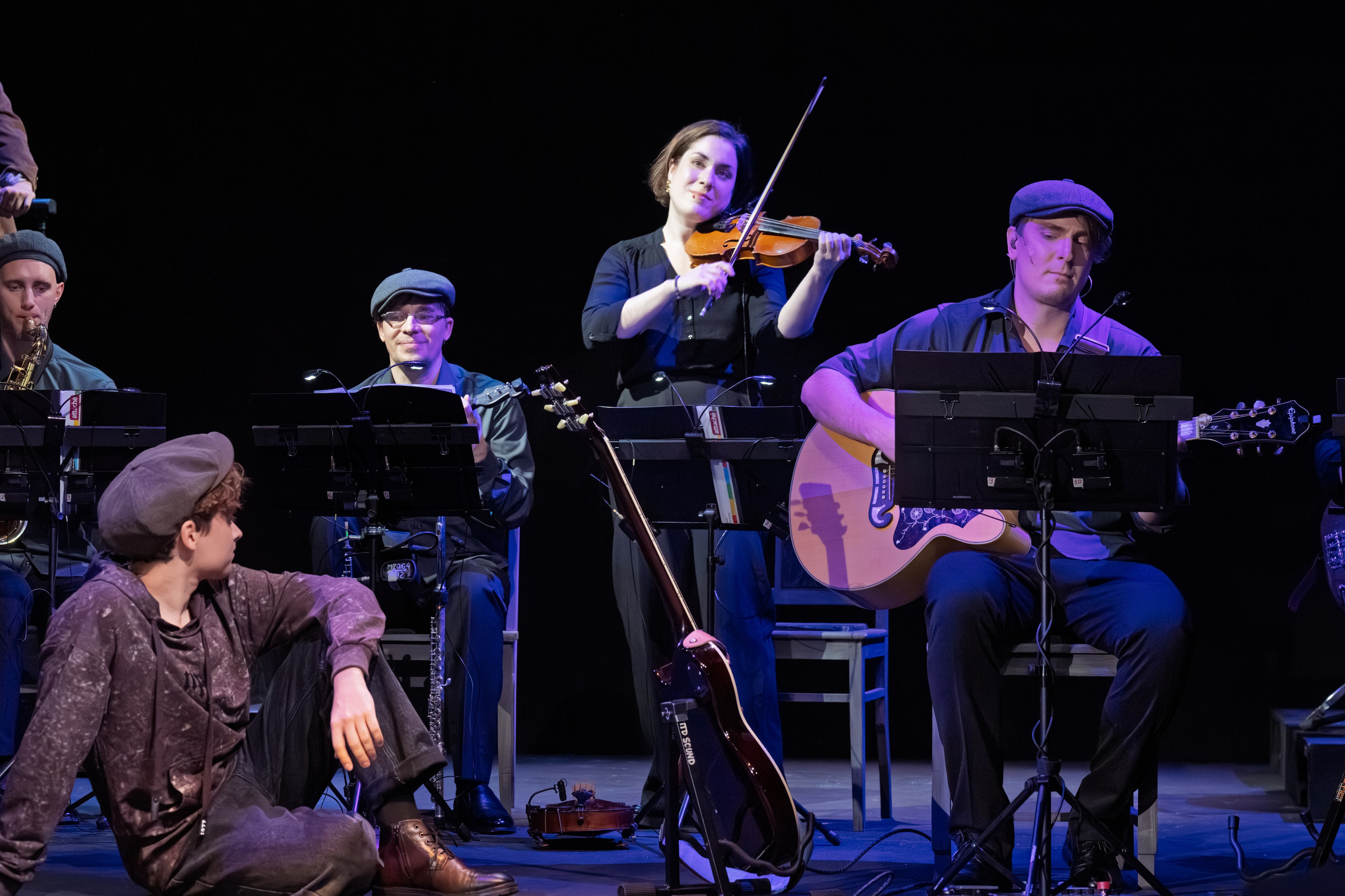 Театр Терезы Дуровой: Кто Есенин?. Сайт фотографа Сергея Абрамова