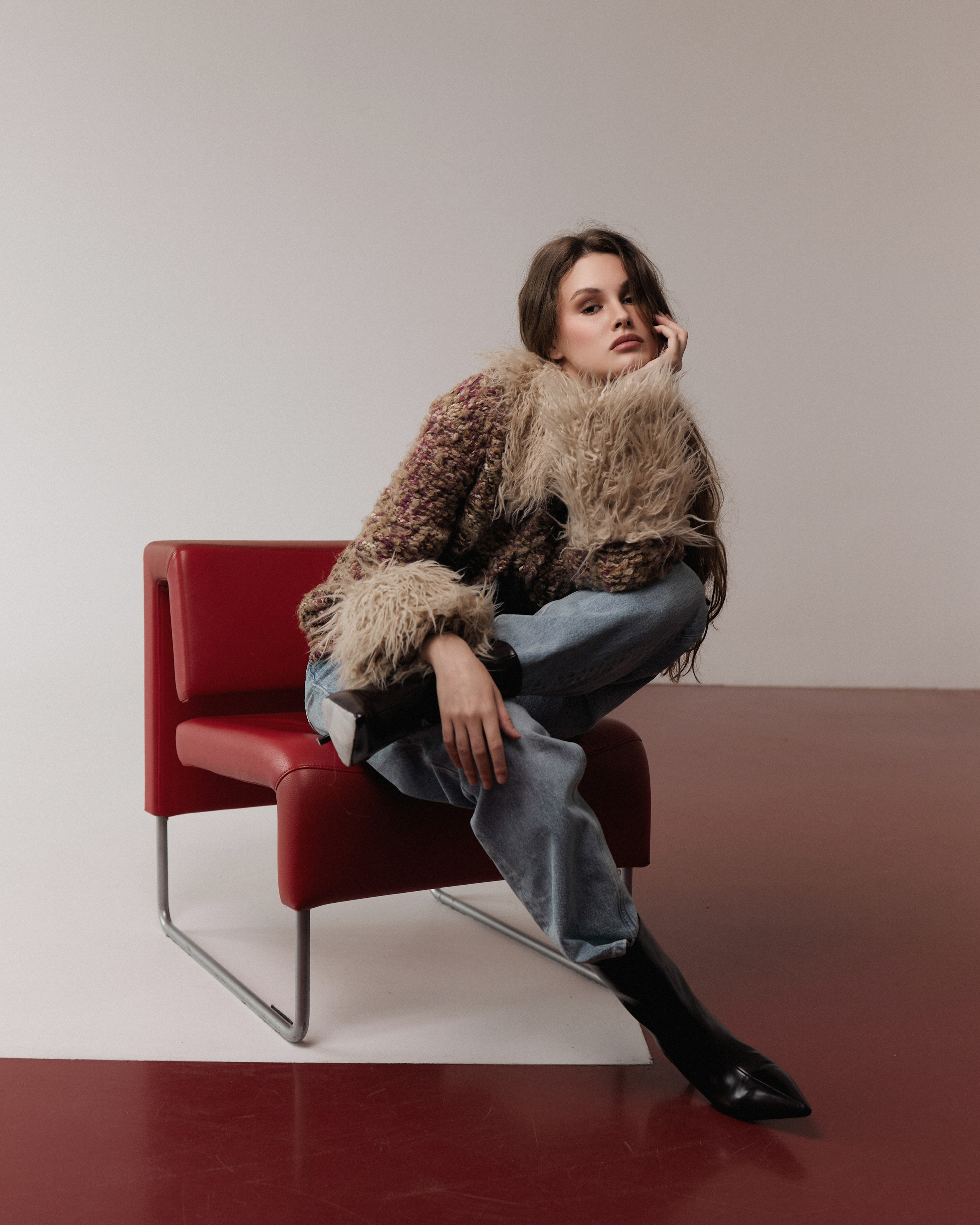 Ksenia / art. Влада Зюзина — adalwzet posmotri — коммерческий фотограф в Москве — портретный фотограф, фотограф для брендов