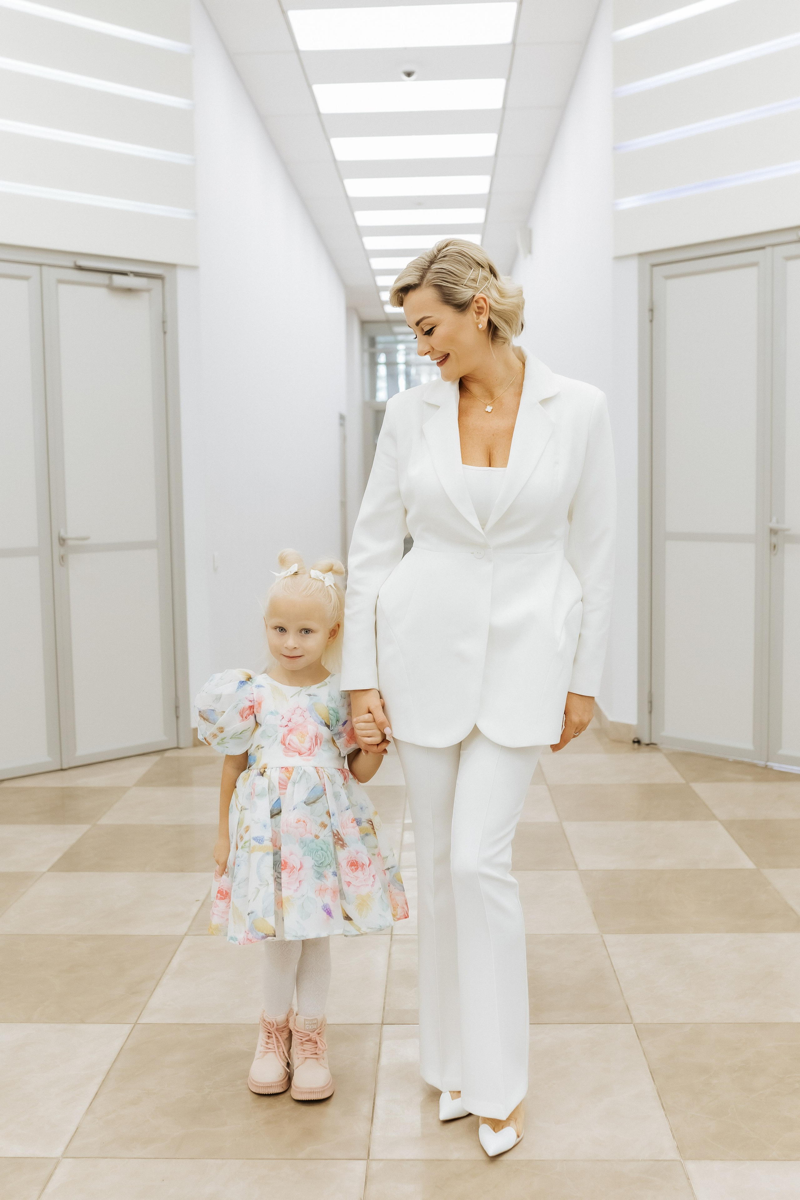 Ирина и Максим. Домодедовский ЗАГС и прогулка. Профессиональный фотограф, Москва |Видное Елена Елизарова