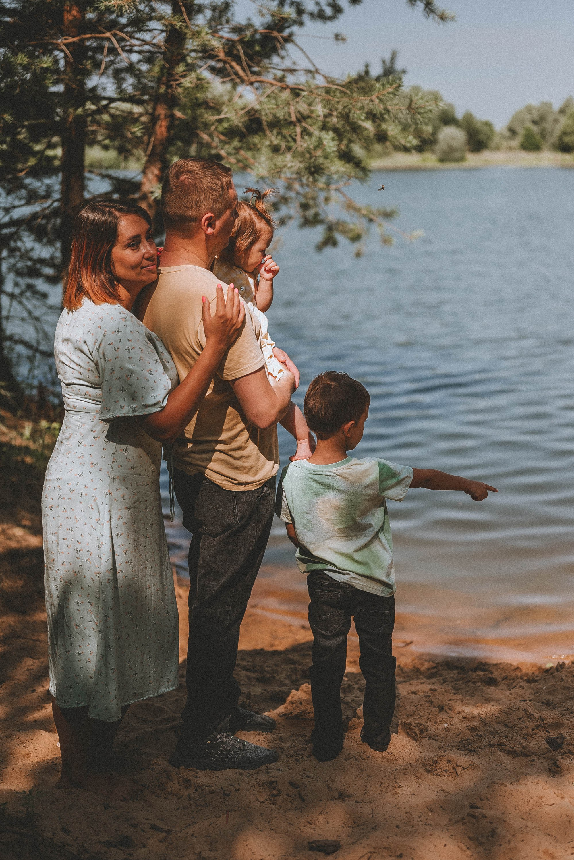 Сергей и Мария с Никитой и Миланой. Фотограф Кристина Пархоменко