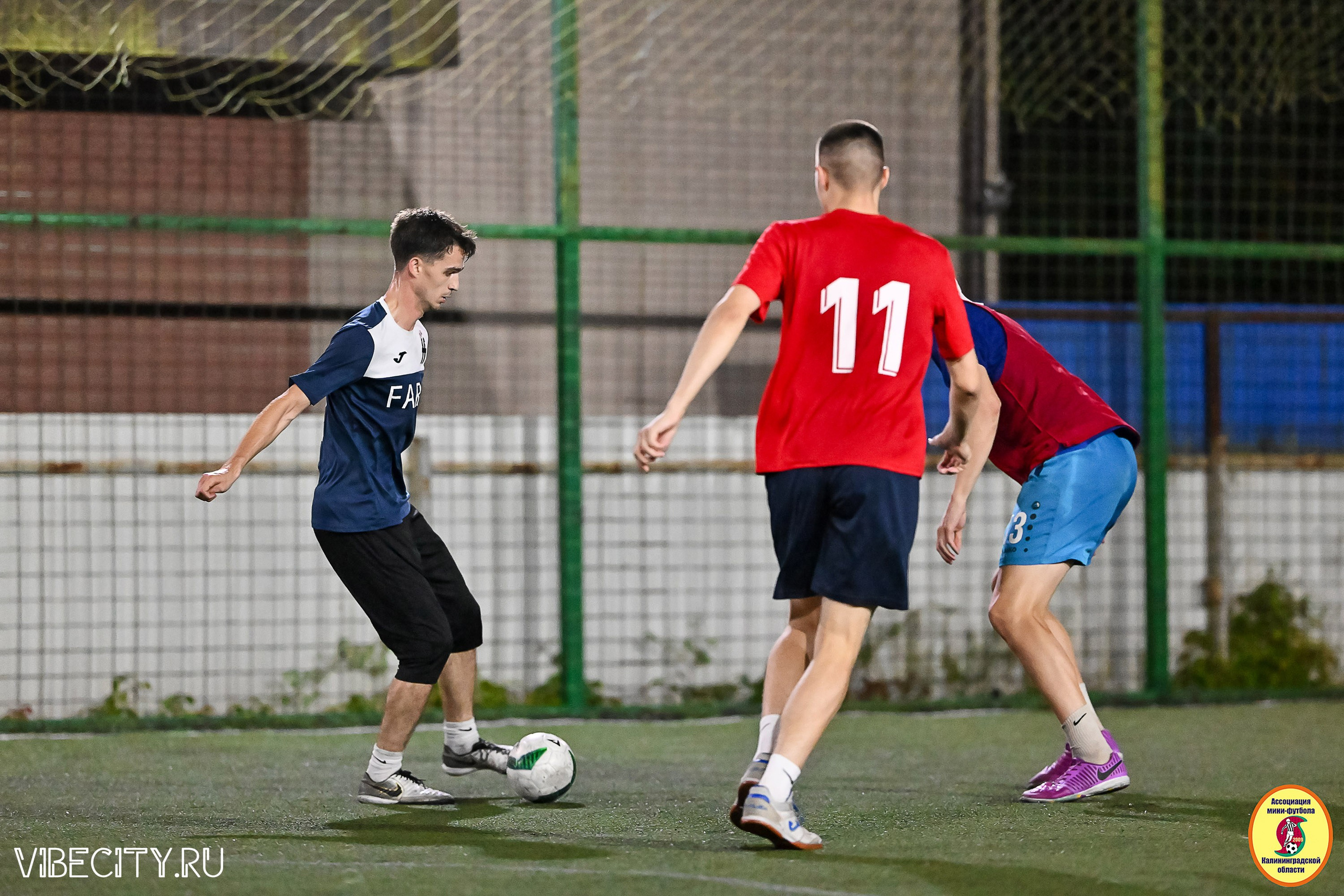 ФИНАЛЬНЫЕ ИГРЫ КУБКА МИНИ-ФУТБОЛЬНОЙ ЛИГИ И КУБКА КОРПОРАТИВНОЙ МФЛ 2025. VIBECITY.RU Вайб Сити Ру Фоторепортажи Фотоотчеты Калининград