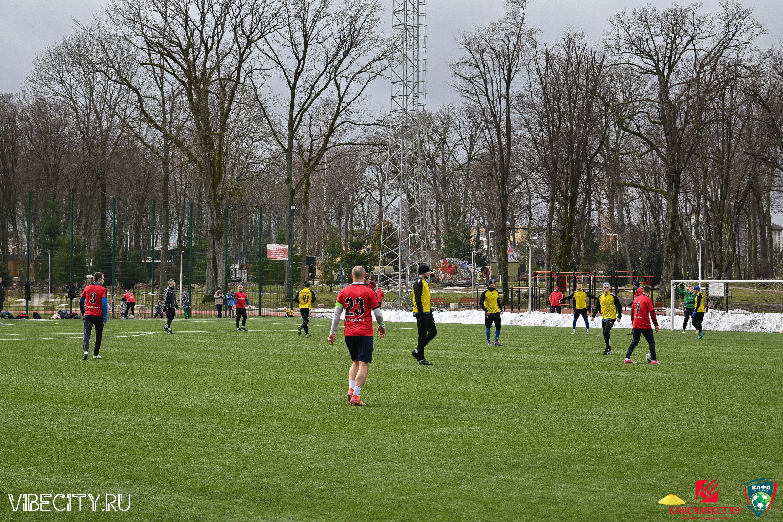 XX ЧЕМПИОНАТ КАЛИНИНГРАДСКОЙ ЛФЛ КАНЦМАРКЕТ39 сезона 2024–2025 гг. VIBECITY.RU Вайб Сити Ру Фоторепортажи Фотоотчеты Калининград