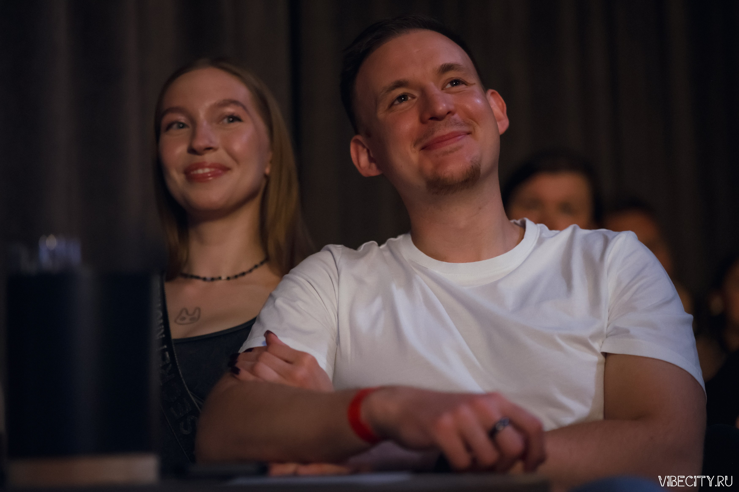 Стендап клуб Локация. VIBECITY.RU Вайб Сити Ру Фоторепортажи Фотоотчеты Калининград