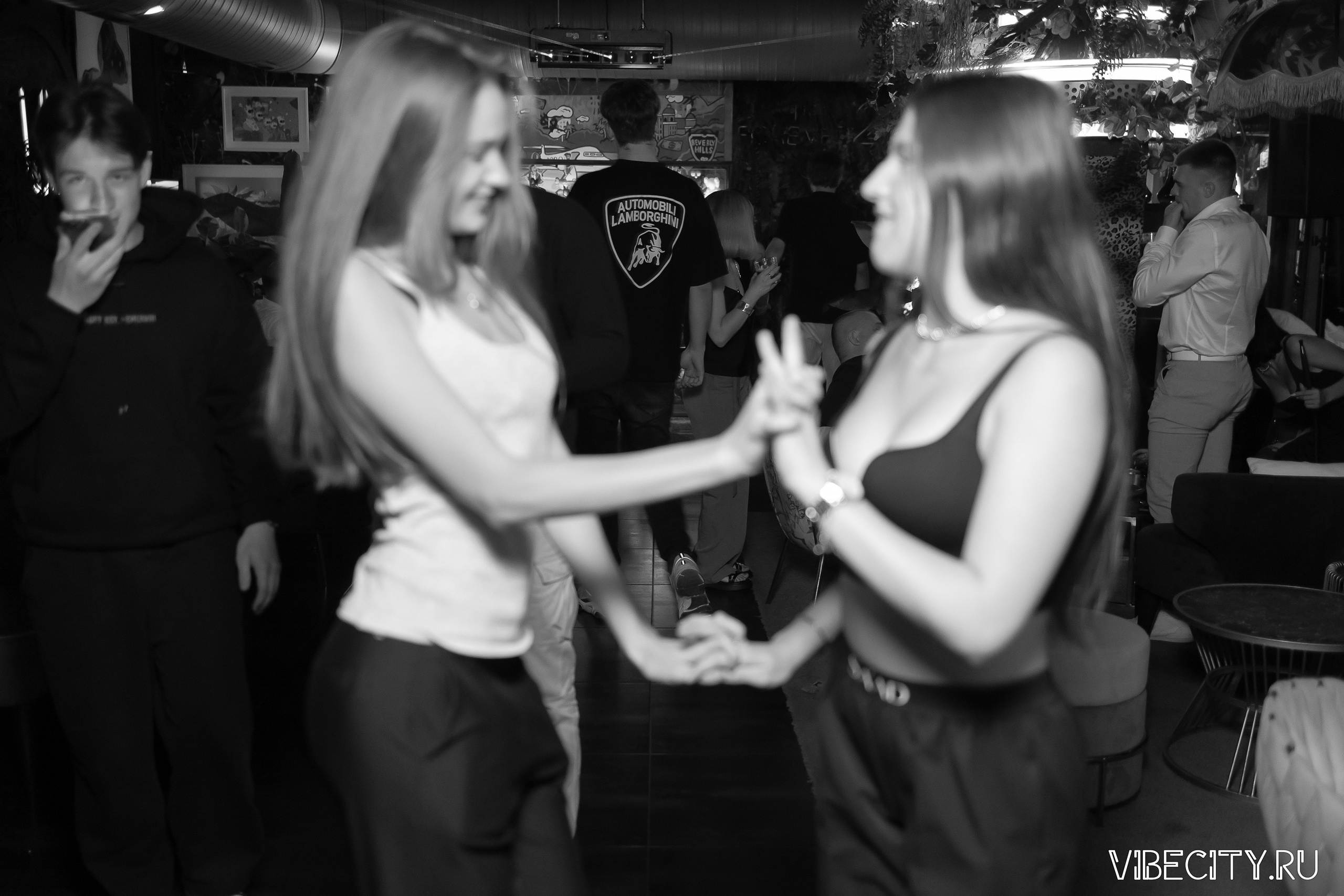 DOUBLE U. VIBECITY.RU Вайб Сити Ру Фоторепортажи Фотоотчеты Калининград