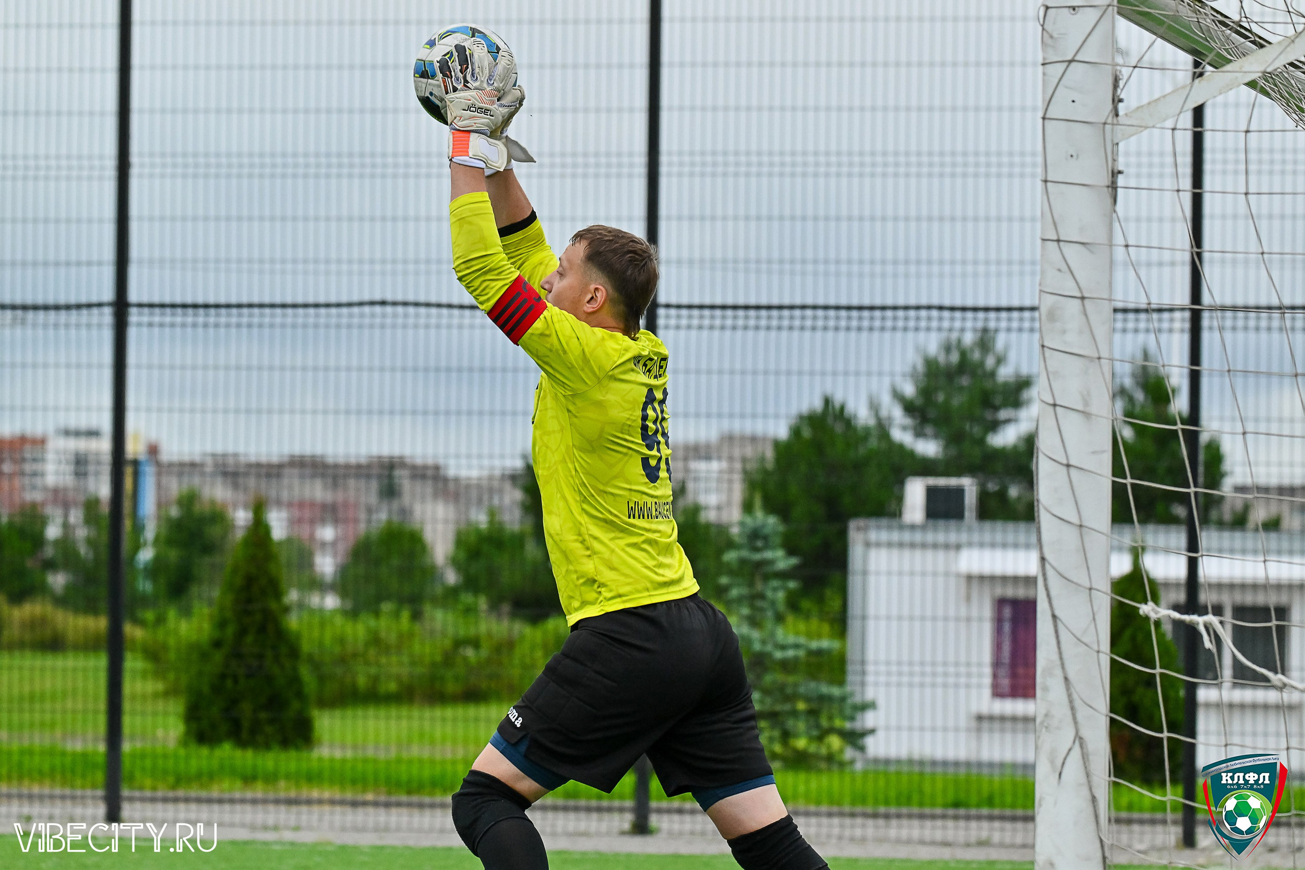 ФИНАЛЬНЫЕ МАТЧИ ПЛЕЙ-ОФФ XXl ЛЕТНЕГО КУБКА КАЛИНИНГРАДСКОЙ ЛФЛ. VIBECITY.RU Вайб Сити Ру Фоторепортажи Фотоотчеты Калининград