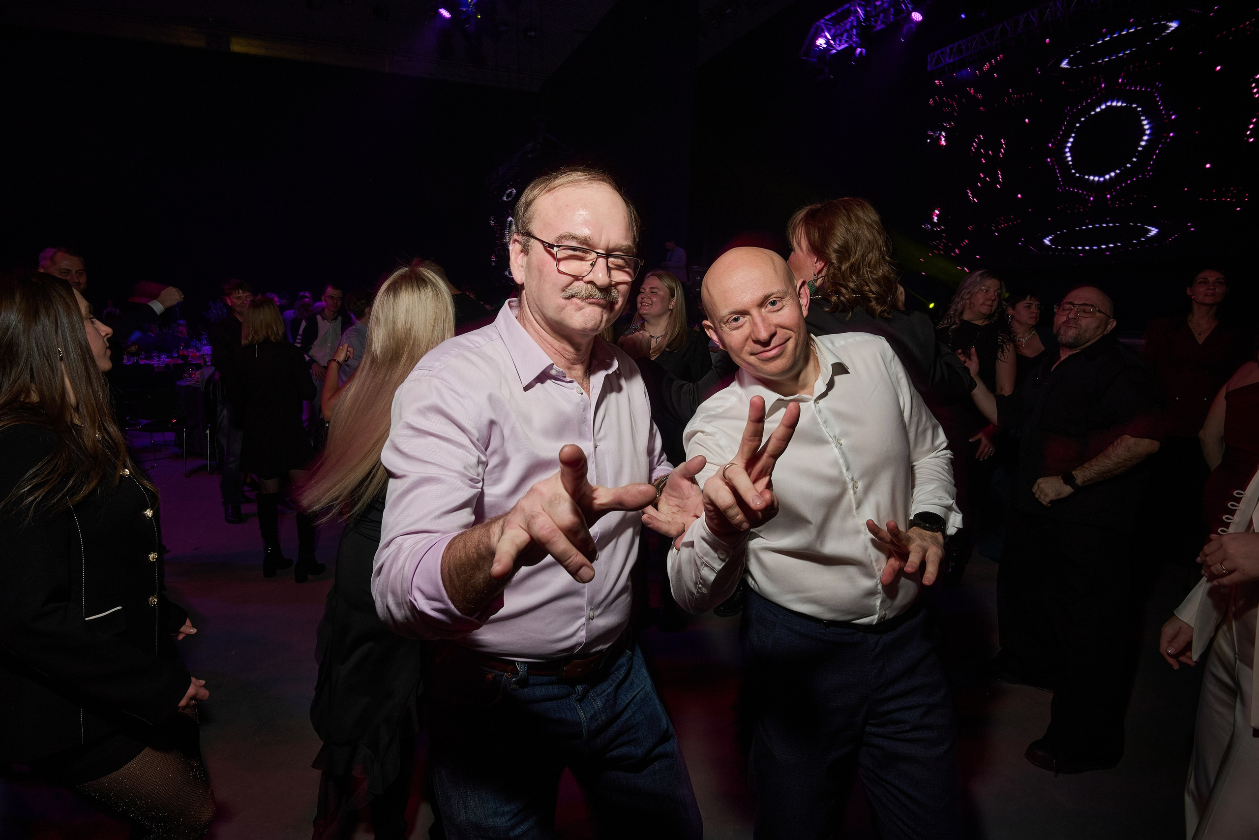 С Новым годом в стиле 2000х. Фотограф в Самаре