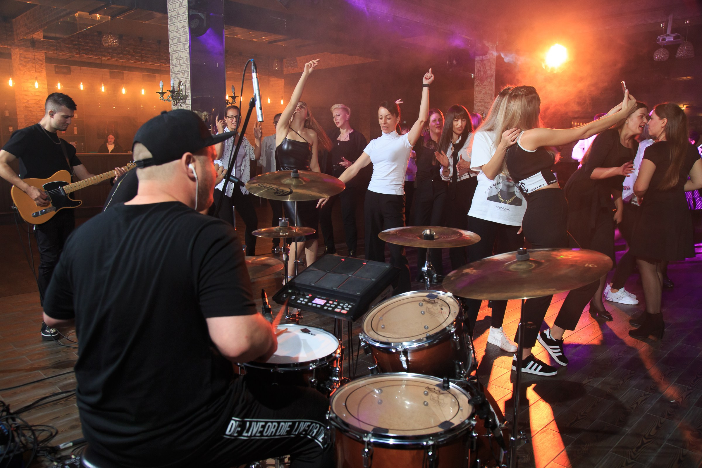 Открытие караоке клуба Mozguhose. Репортажный и свадебный фотограф Пятигорск и КМВ