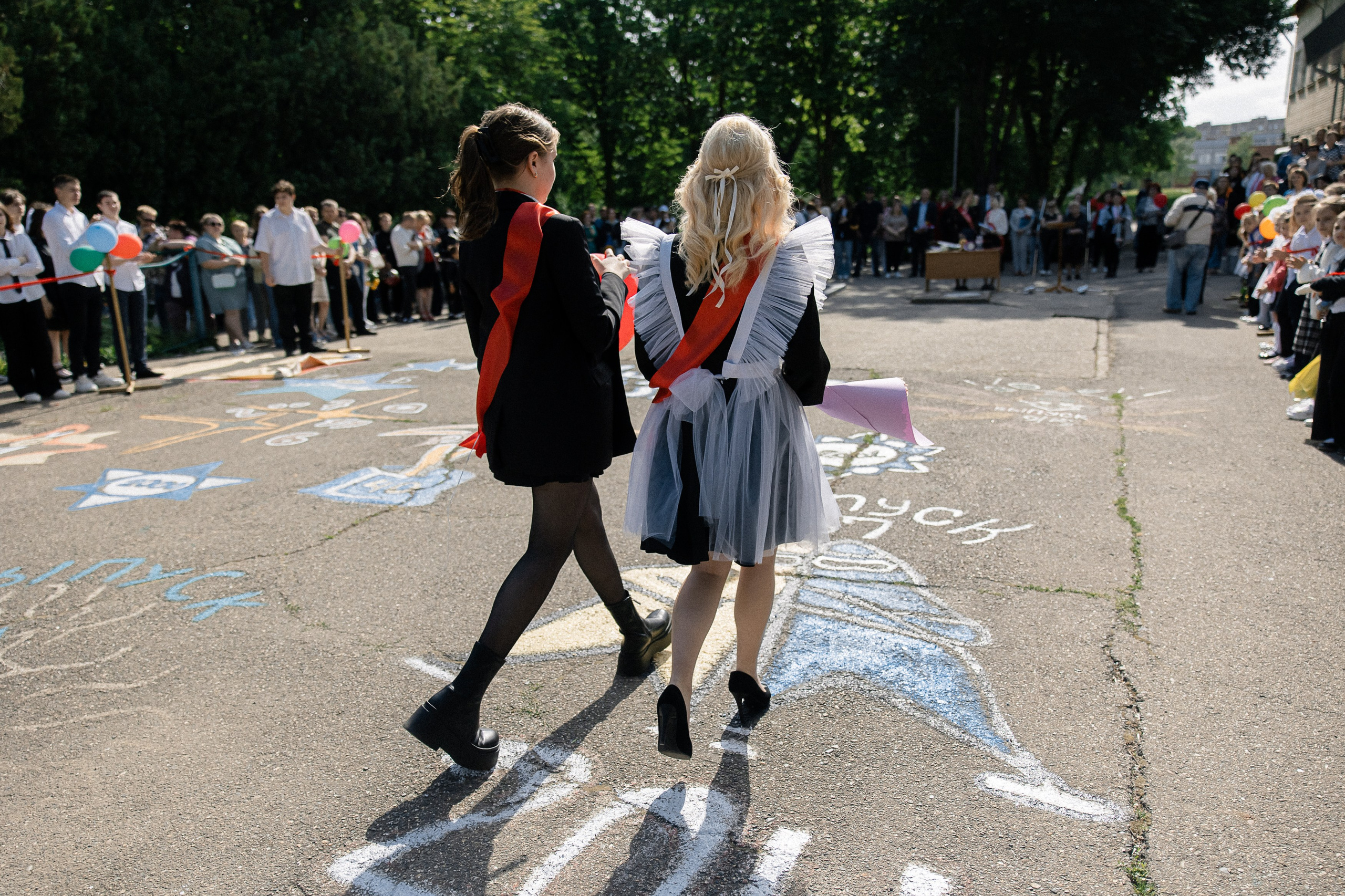 Последний звонок — линейка. Свадебный фотограф Роман Еремеев