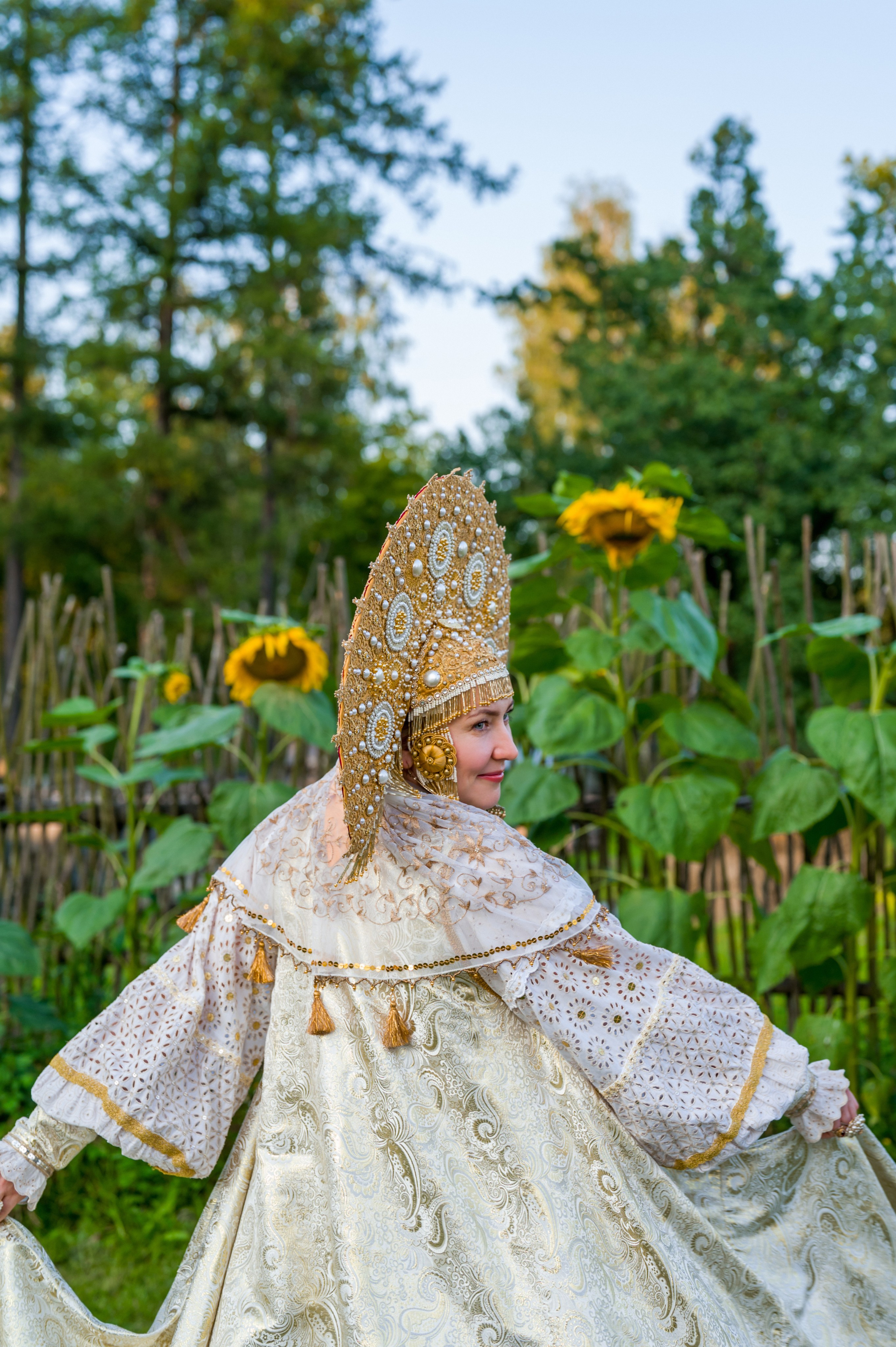 Фотосессия в русском национальном наряде. Фотограф Юлия Кондратьева