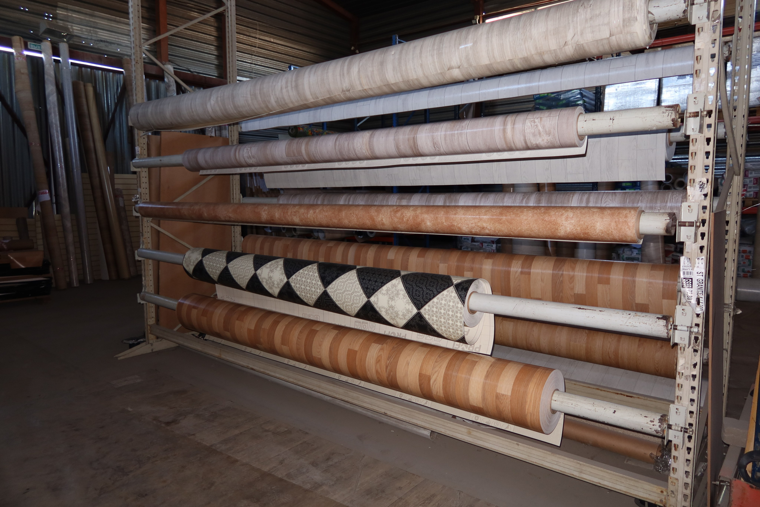 Линолеум. Строительный магазин низких цен Экономкин