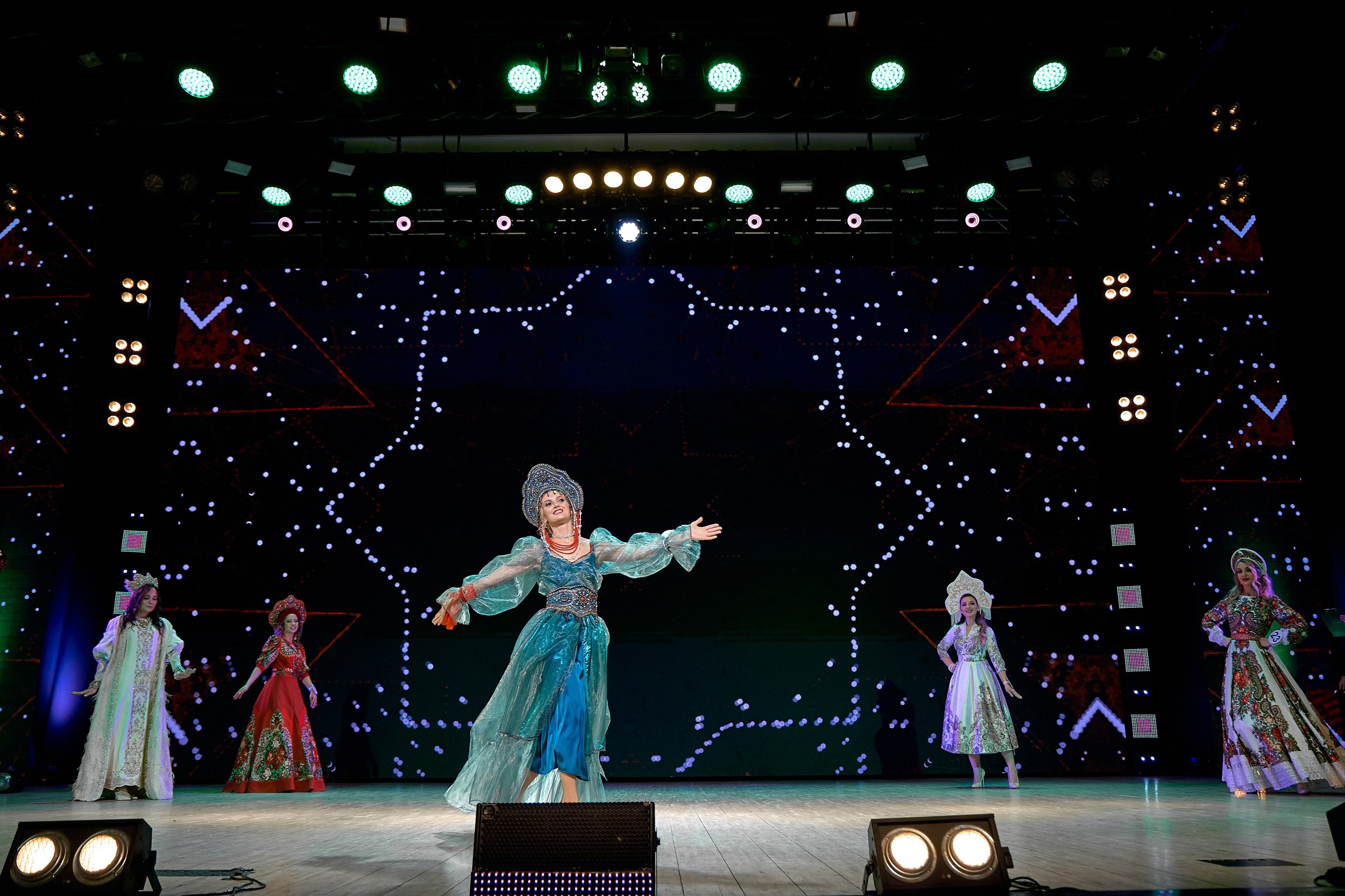 Мисс Алтай 2025. Свадебный репортажный и фуд фотограф в Барнауле Гайфулин Виталий