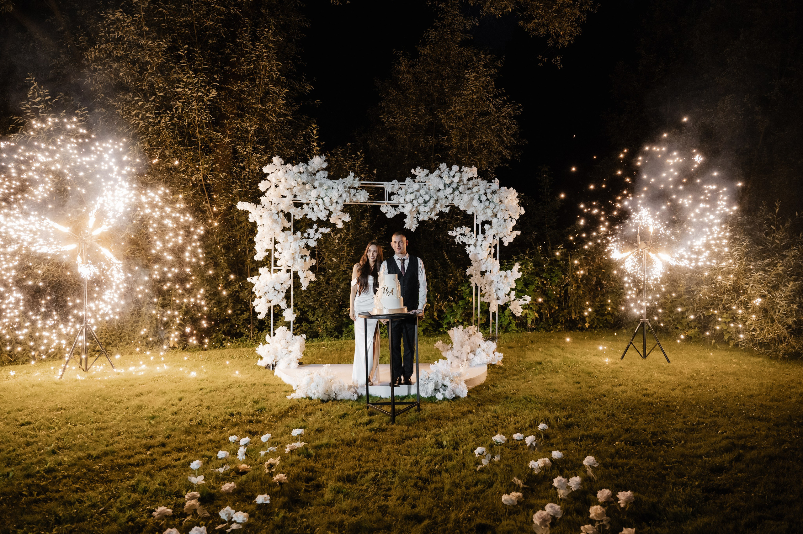 Роман и Алсу Остафьево. Свадебный фотограф Раменское-Москва