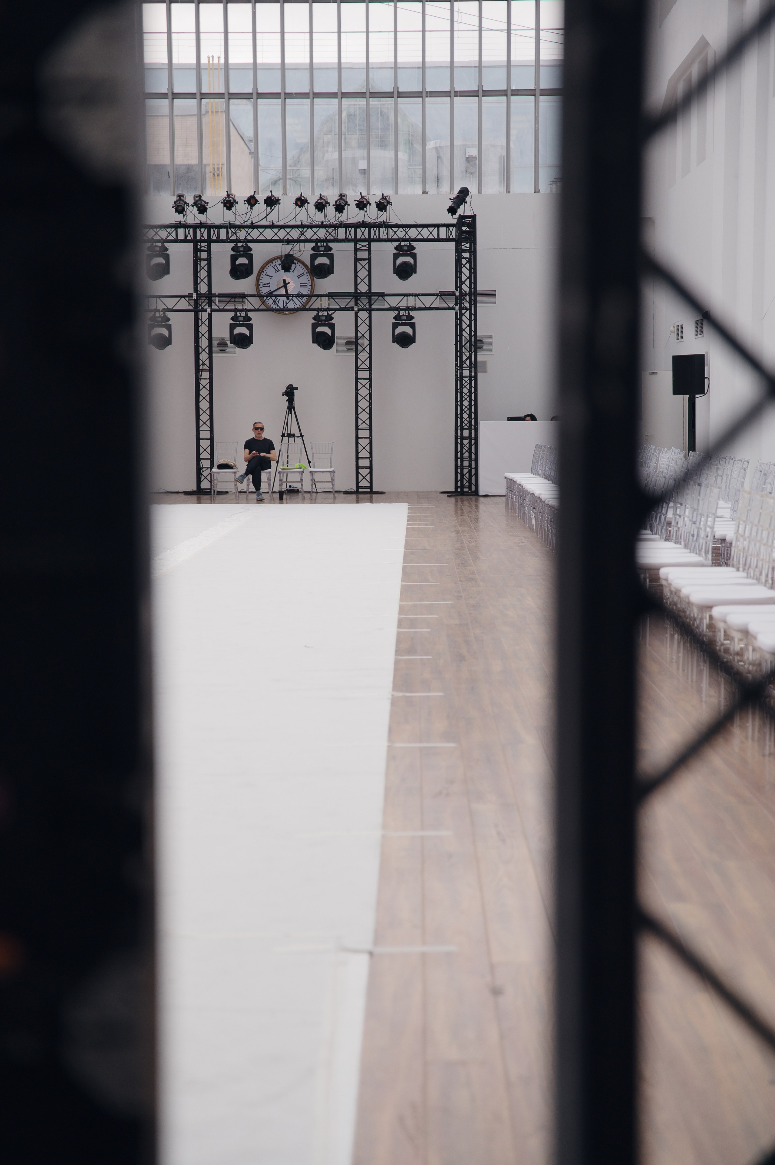 Бекстейдж показа «Новые Имена» собака.ru|ДЛТ. Портретный и репортажный фотограф в Санкт-Петербурге