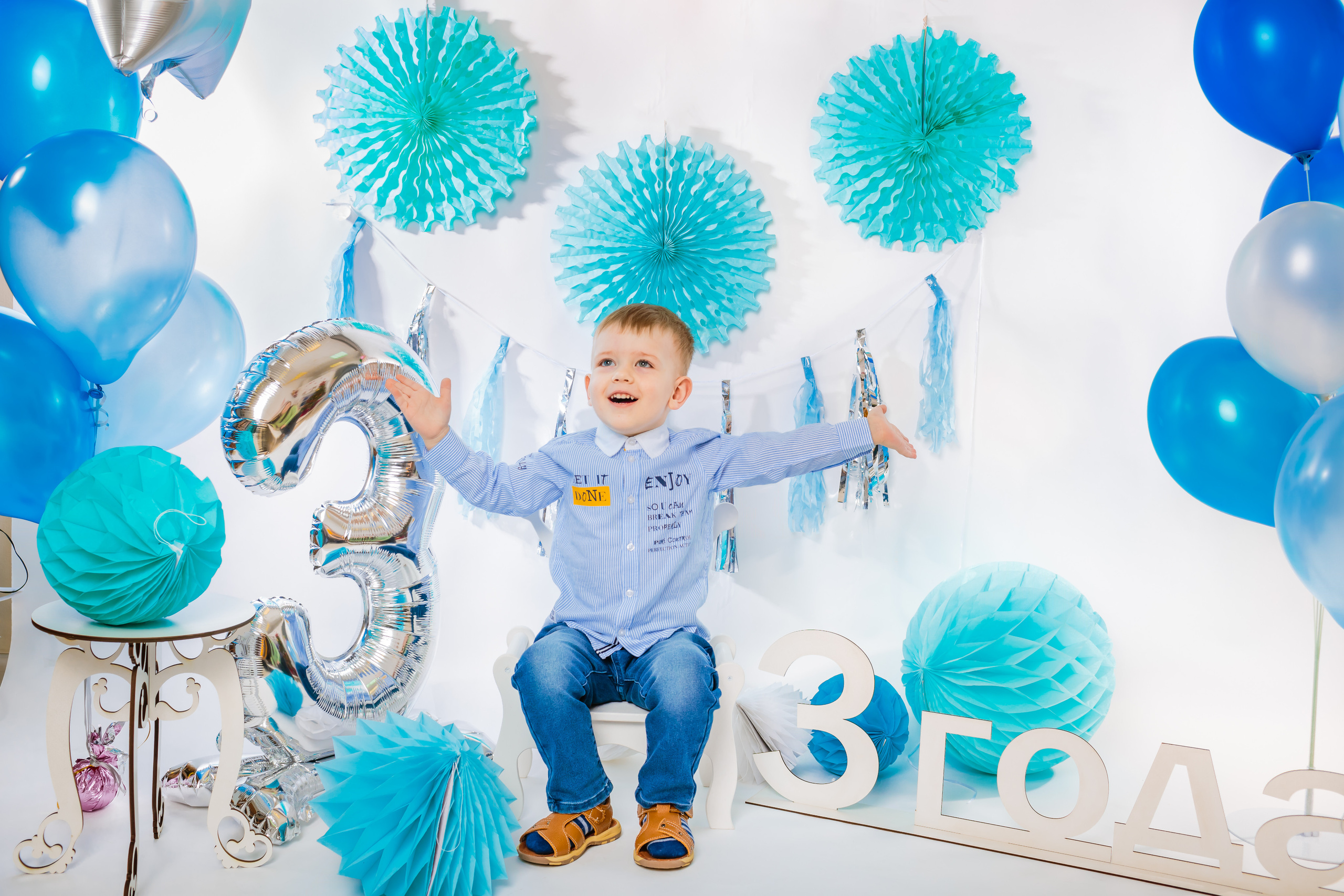 Фотоссесия с Воздушными Шариками. Детская Фотостудия ГОДОВАСИКИ в Санкт-Петербурге фотосесия на годик