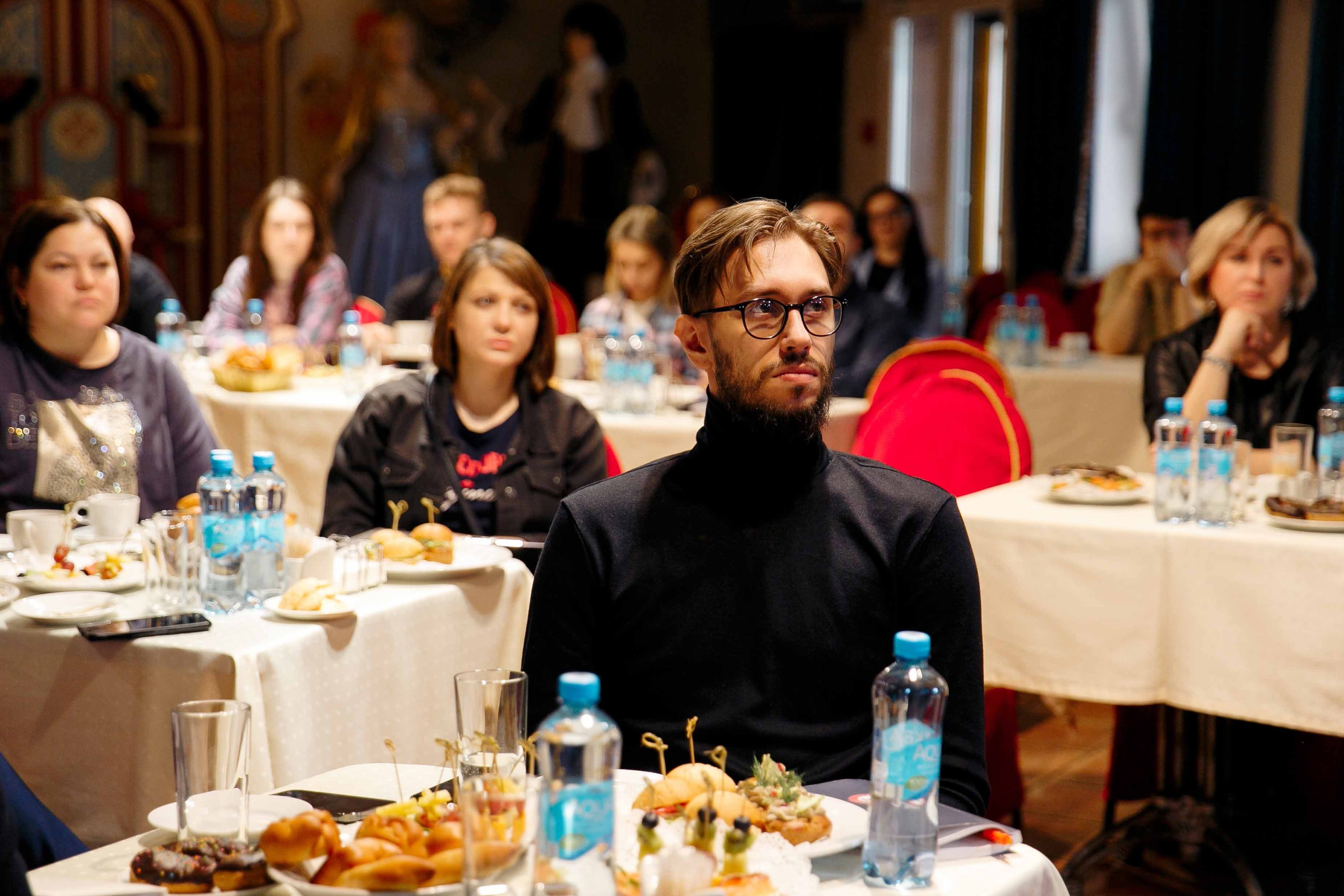 Бизнес Завтрак в ИВ. Ваш репортажный фотограф Артемий Антонов