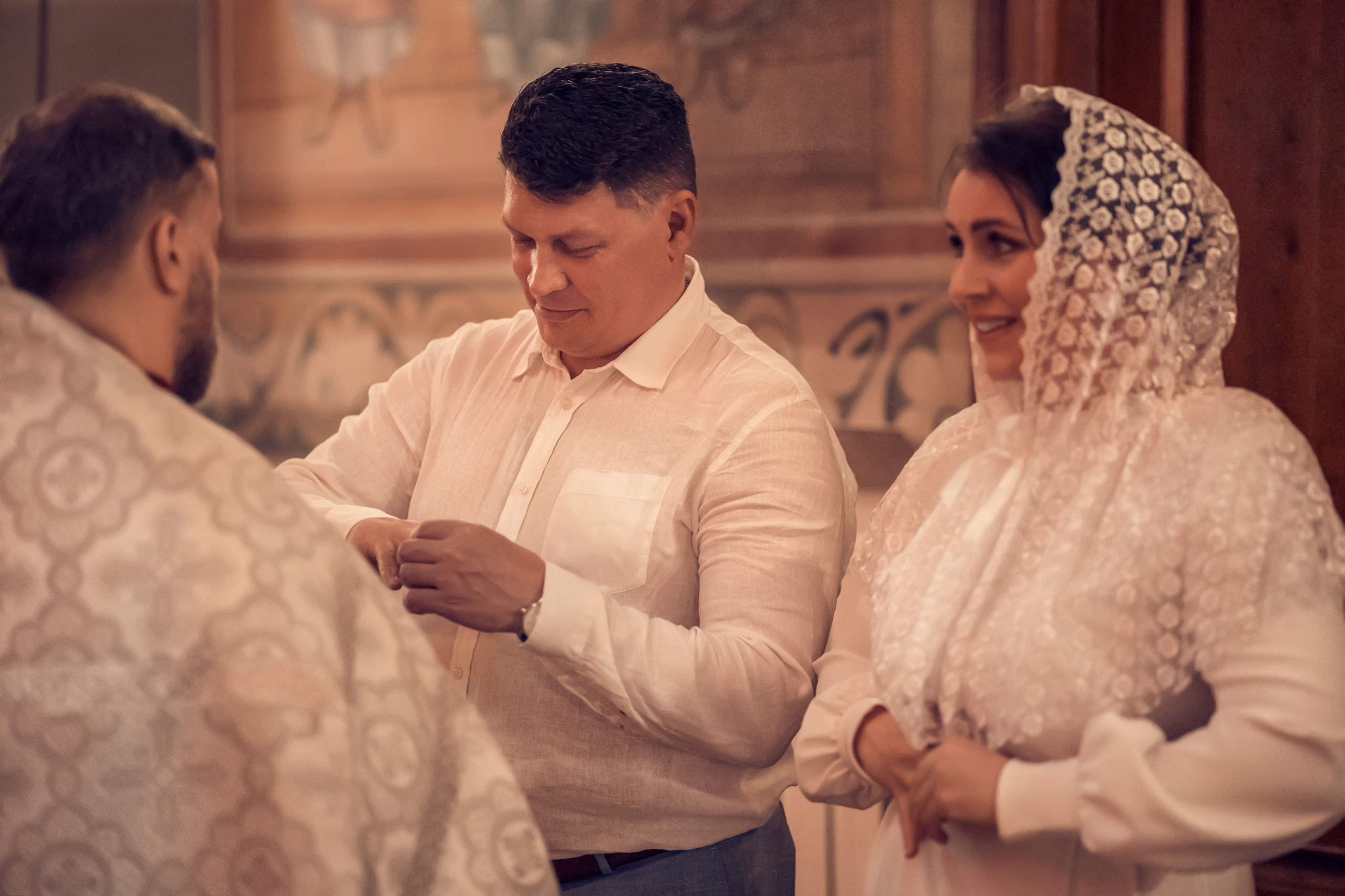 Венчание Сергея и Анастасии в Казанском храме. Екатерина Крапивина фотограф церковных Таинств в Нижний Новгороде