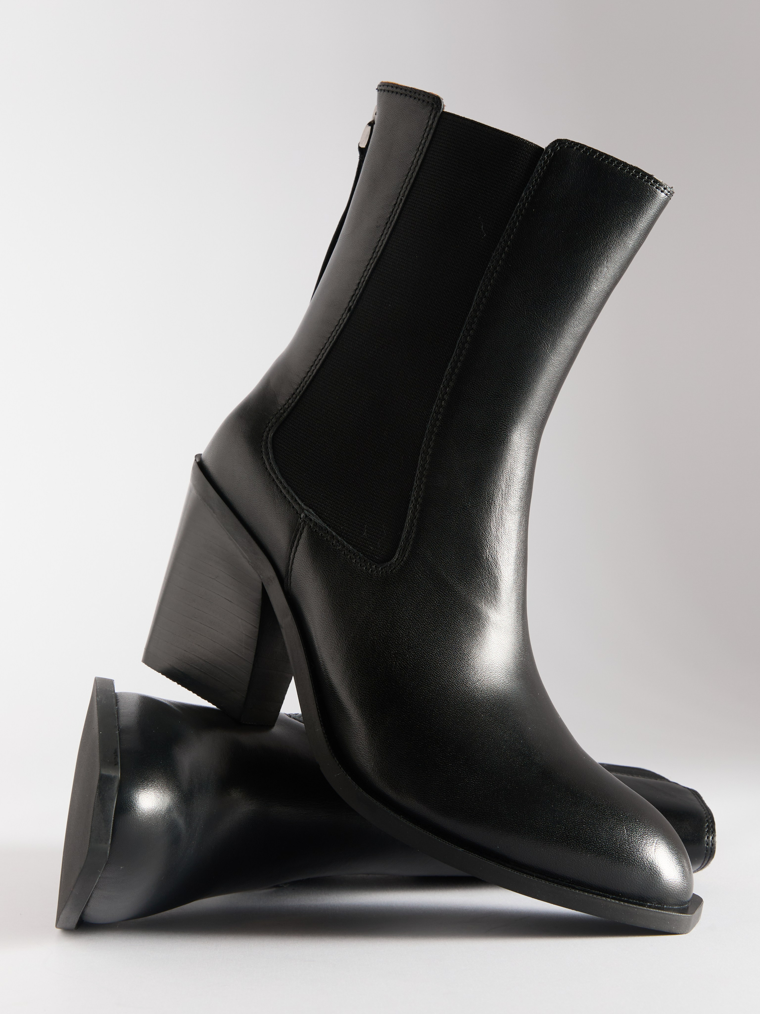 Предметный фотограф в Москве Евгений Шубин