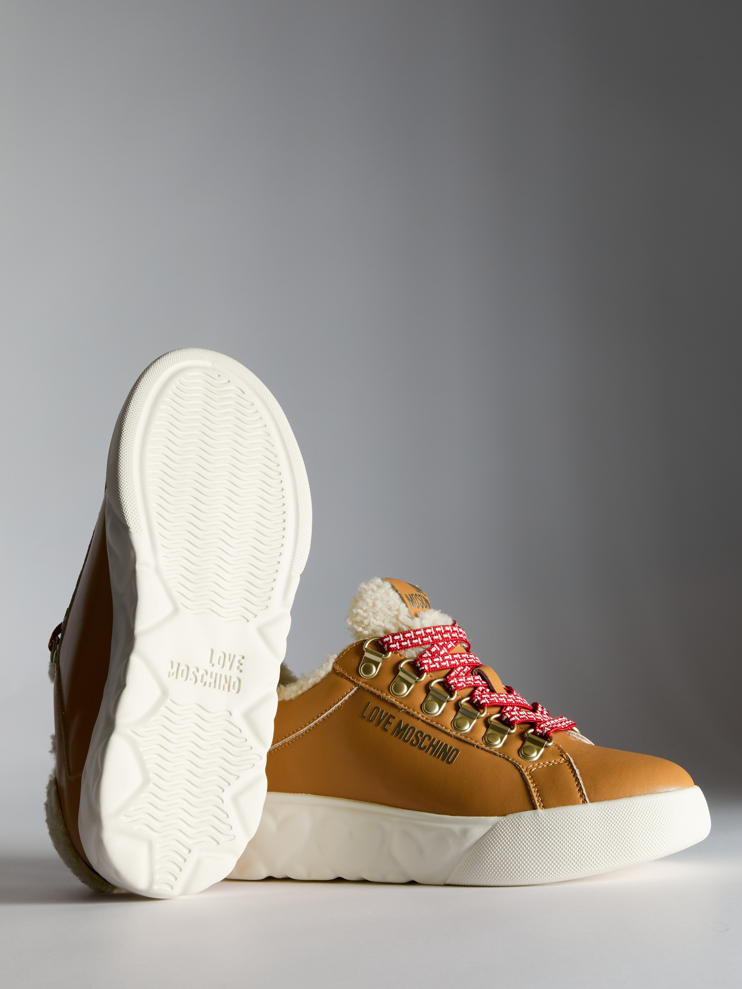 Предметный фотограф в Москве Евгений Шубин