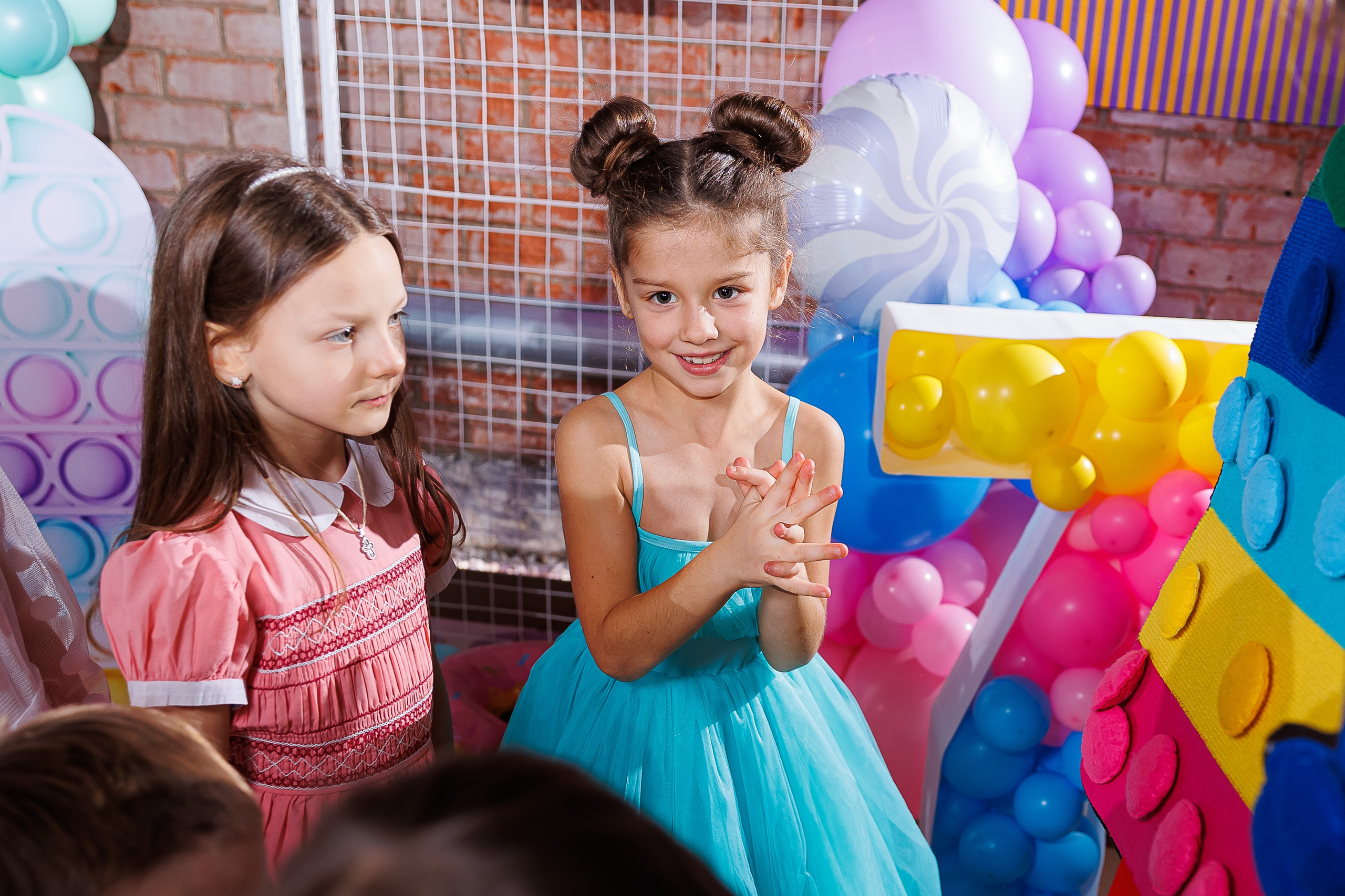 День рождения Насти «Pop-it». Семейный и детский фотограф Комина Елена, Власиха, Одинцово