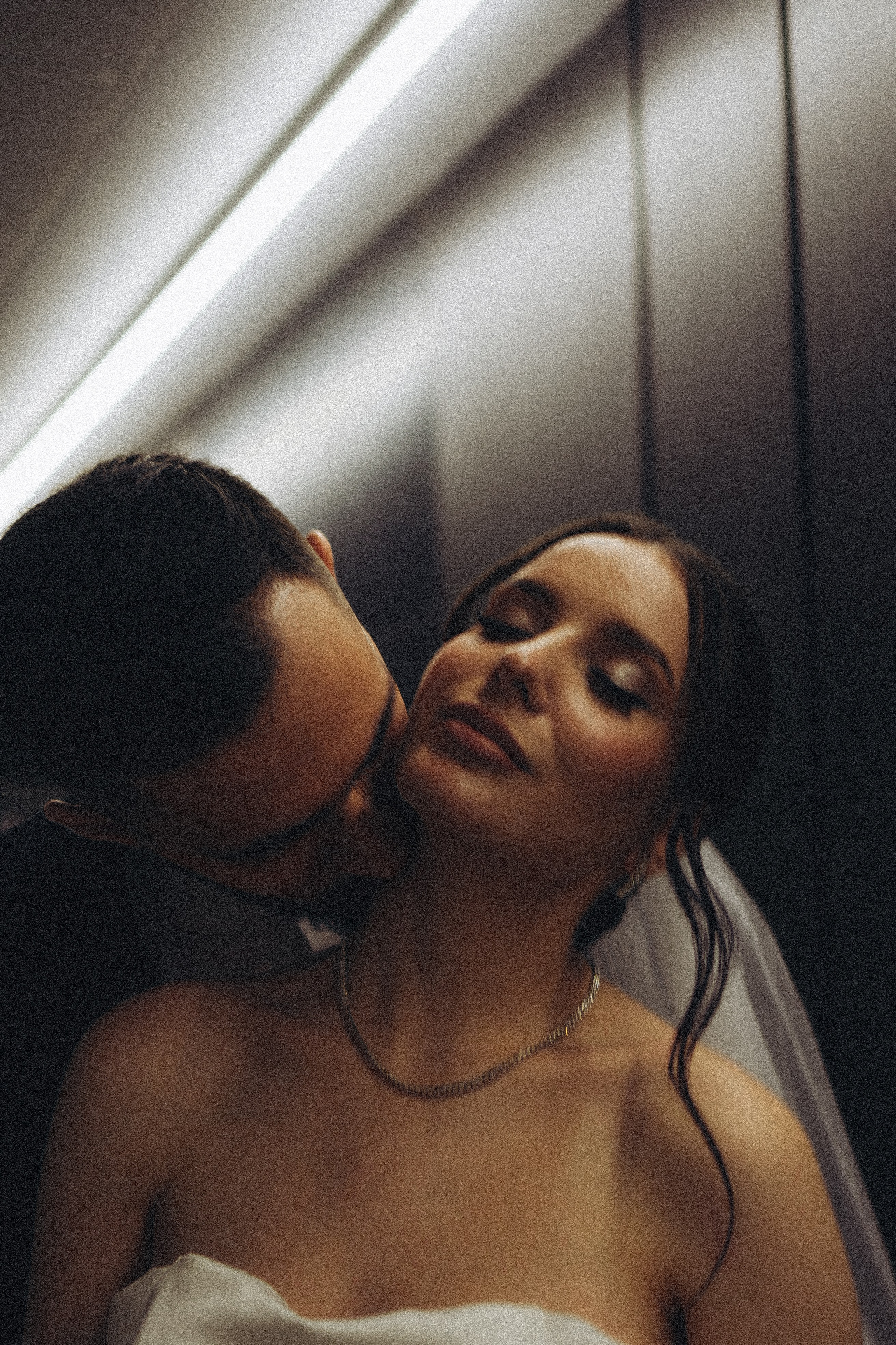 СВАДЕБНАЯ СЬЕМКА СБОРОВ ЖЕНИХА И НЕВЕСТЫ В ОТЕЛЕ И ТАКЖЕ ФОТОСЕССИИЯ В ОТЕЛЕЕ МЕГАПОЛИС БРЯНСК. Профессиональный фотограф, Санкт-Петербург — Виктория Богомолова