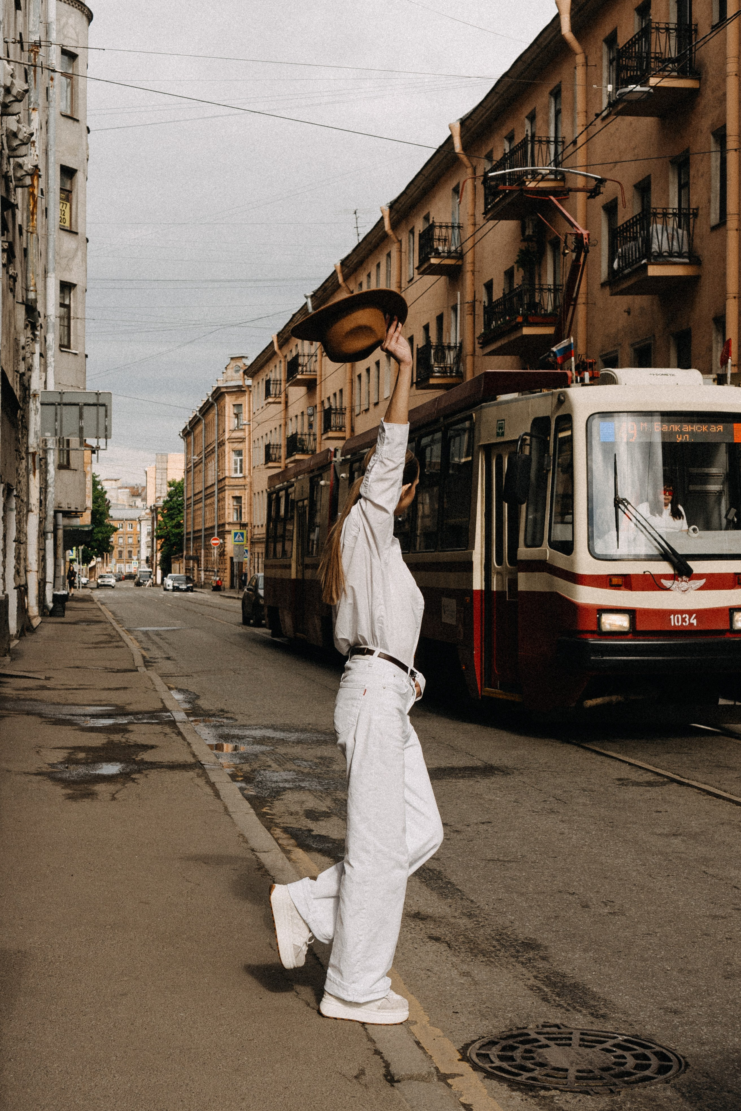 МЫ ГУЛЯЛИ ПРО КРЫШАМ ПИТЕРА. Профессиональный фотограф, Санкт-Петербург — Виктория Богомолова