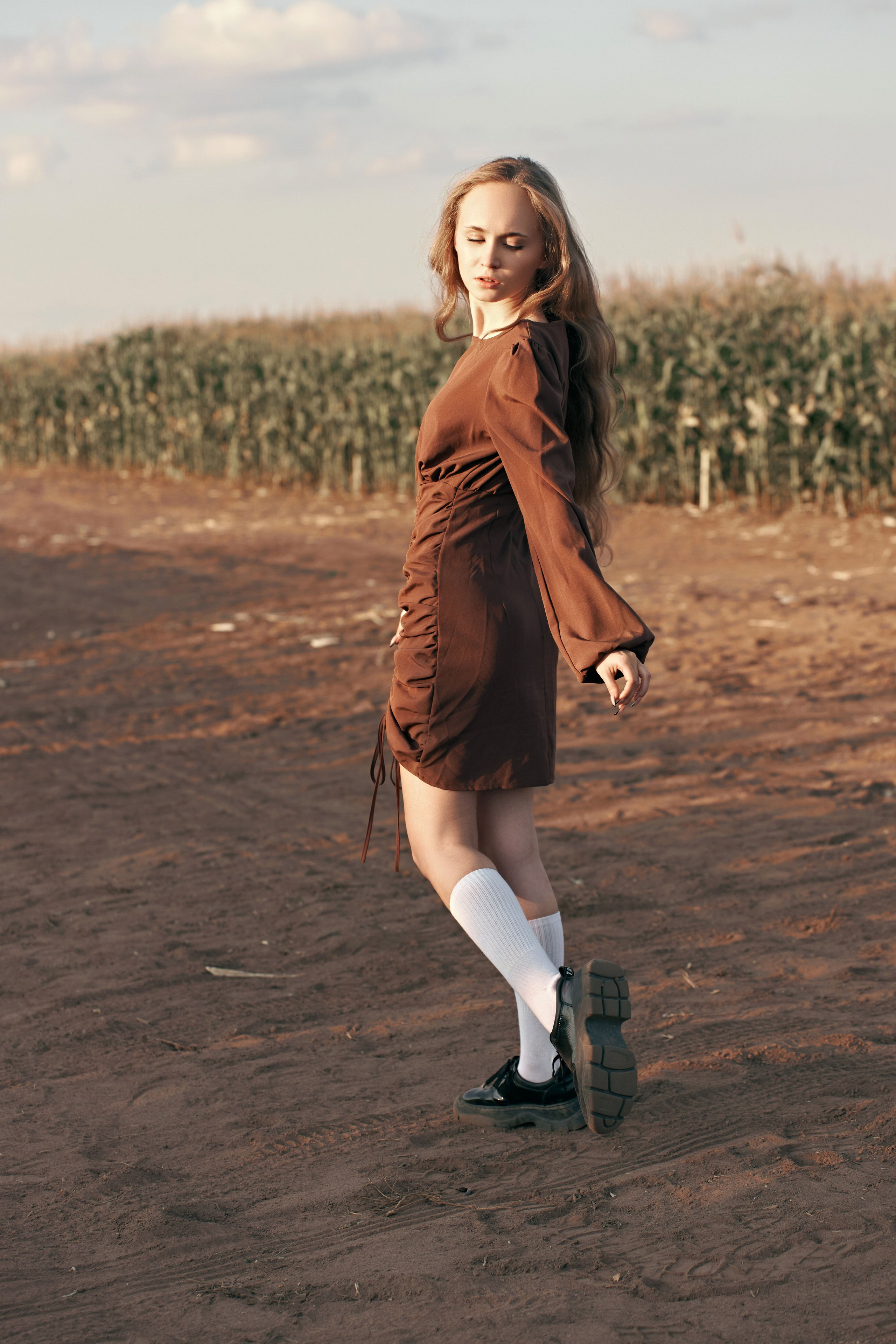 Fashion на кукурузном поле. Фотограф Алексей Яковлев