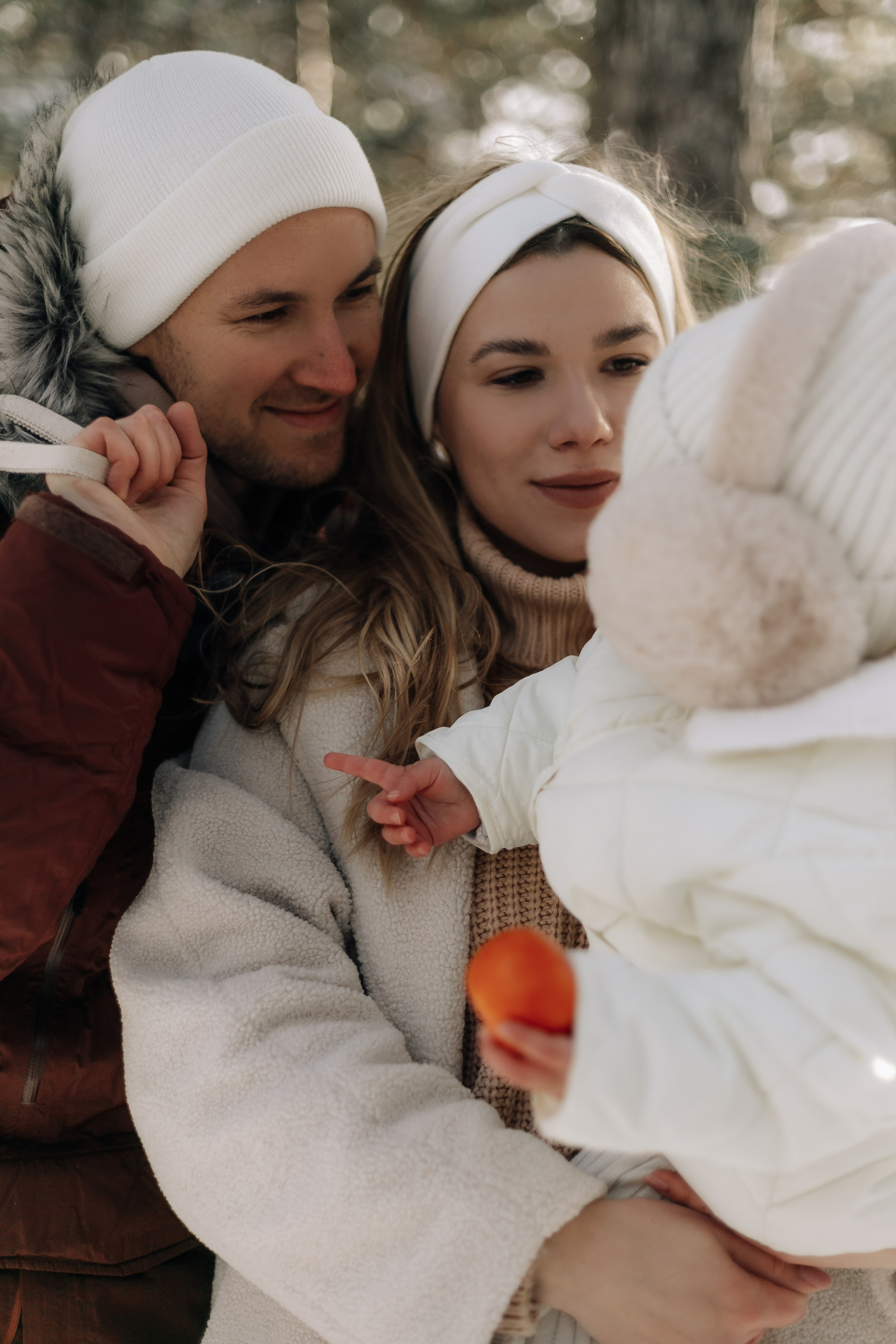 Евгений, Александра и Василиса в лесу. Фотограф в Крыму | Виктория Нотевская
