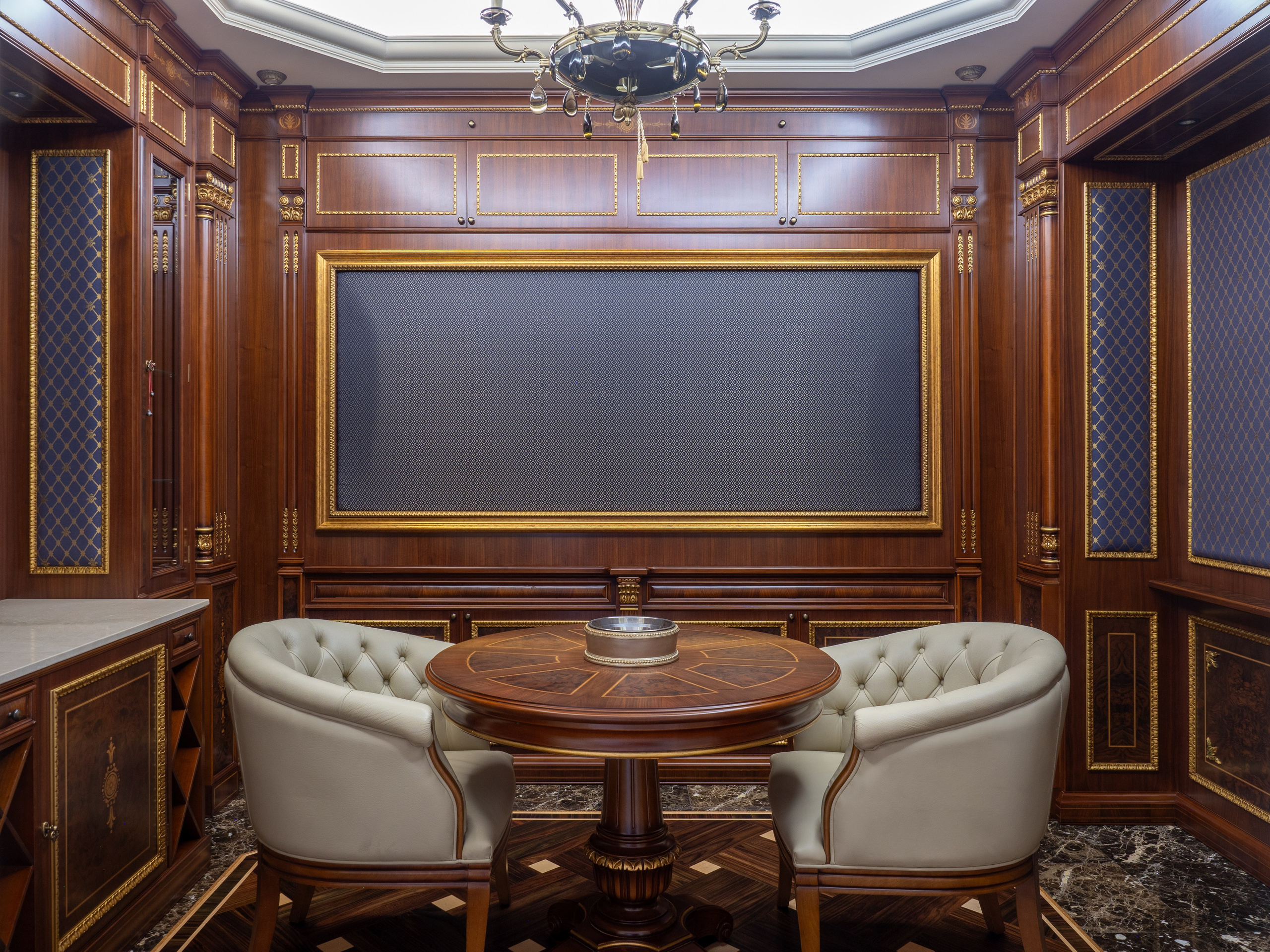 Дом на Воскресенской набережной. Сидоров Артем