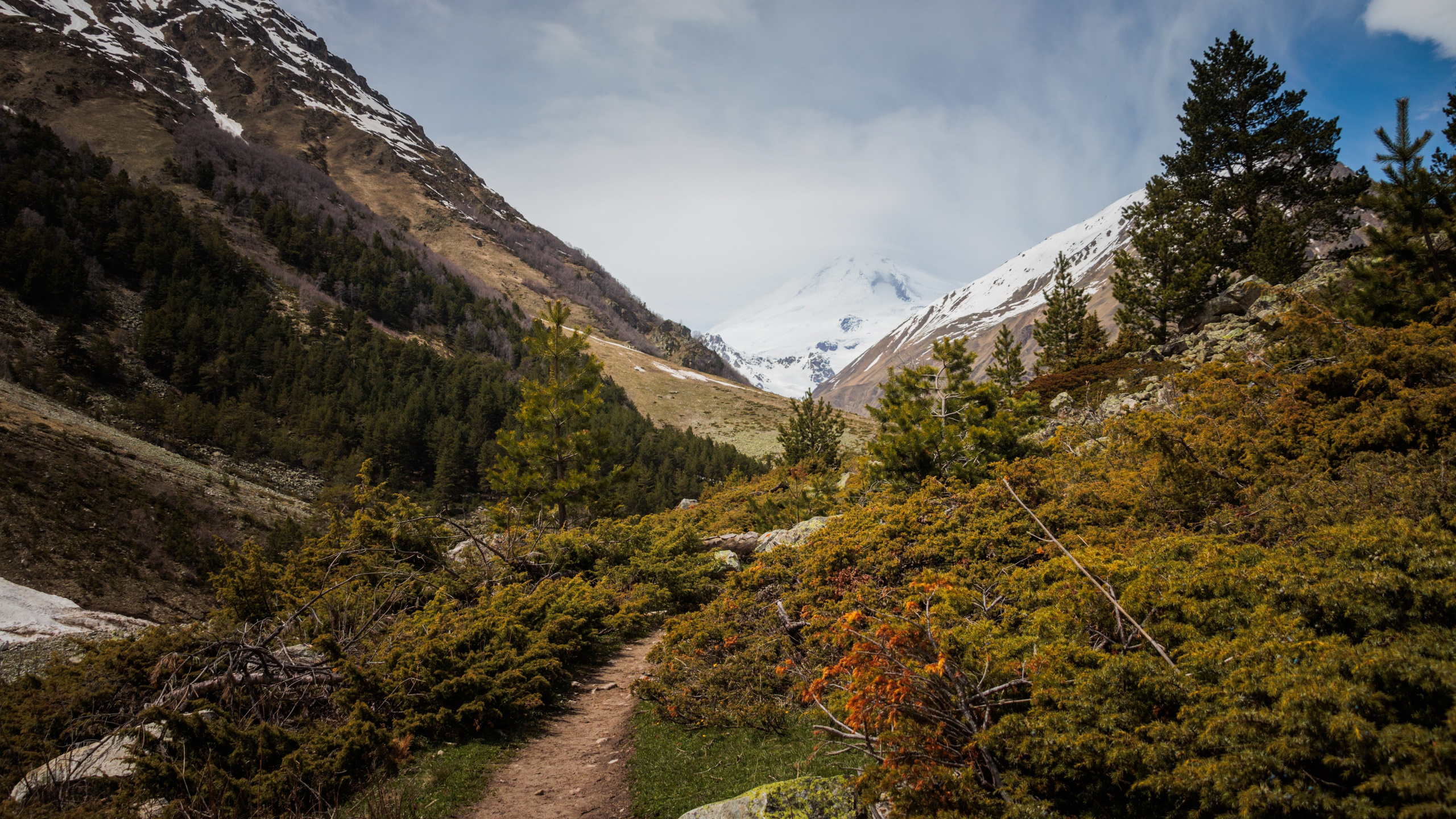 Трекинг / Ирик. Фотограф на трекинг и восхождение Эльбрус, Приэльбрусье. Елизавета Бобок