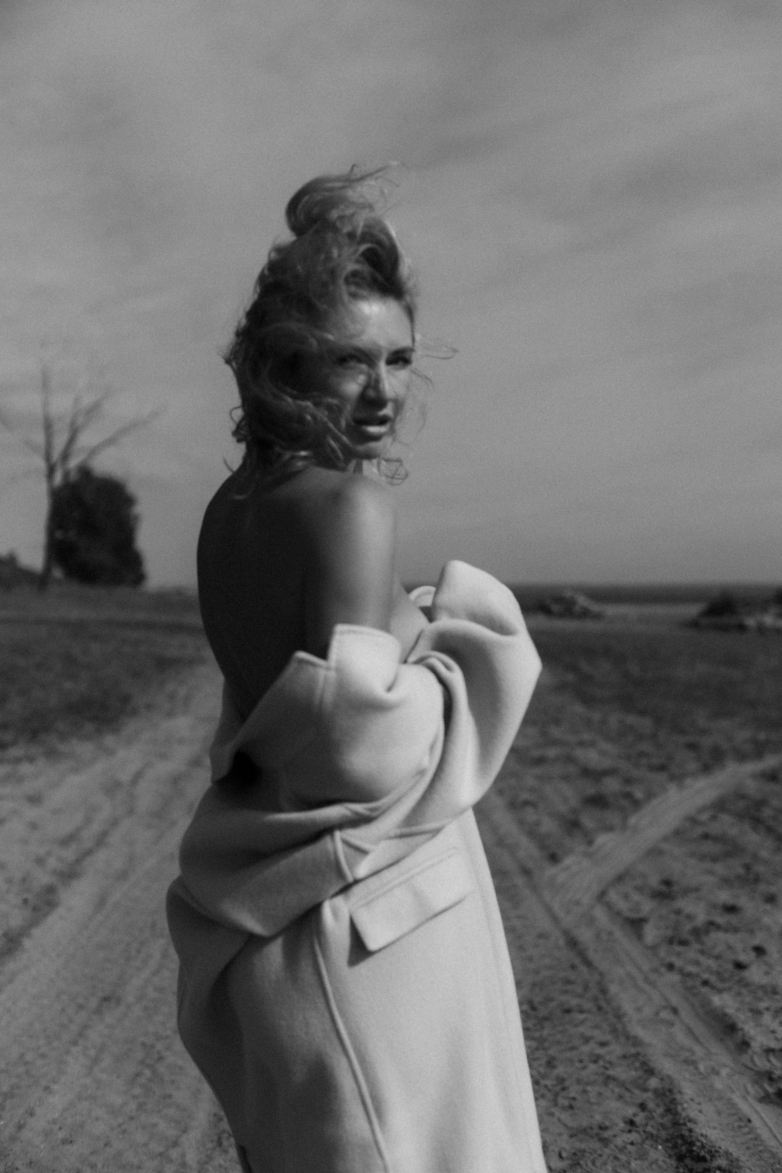 На природе. Фотограф