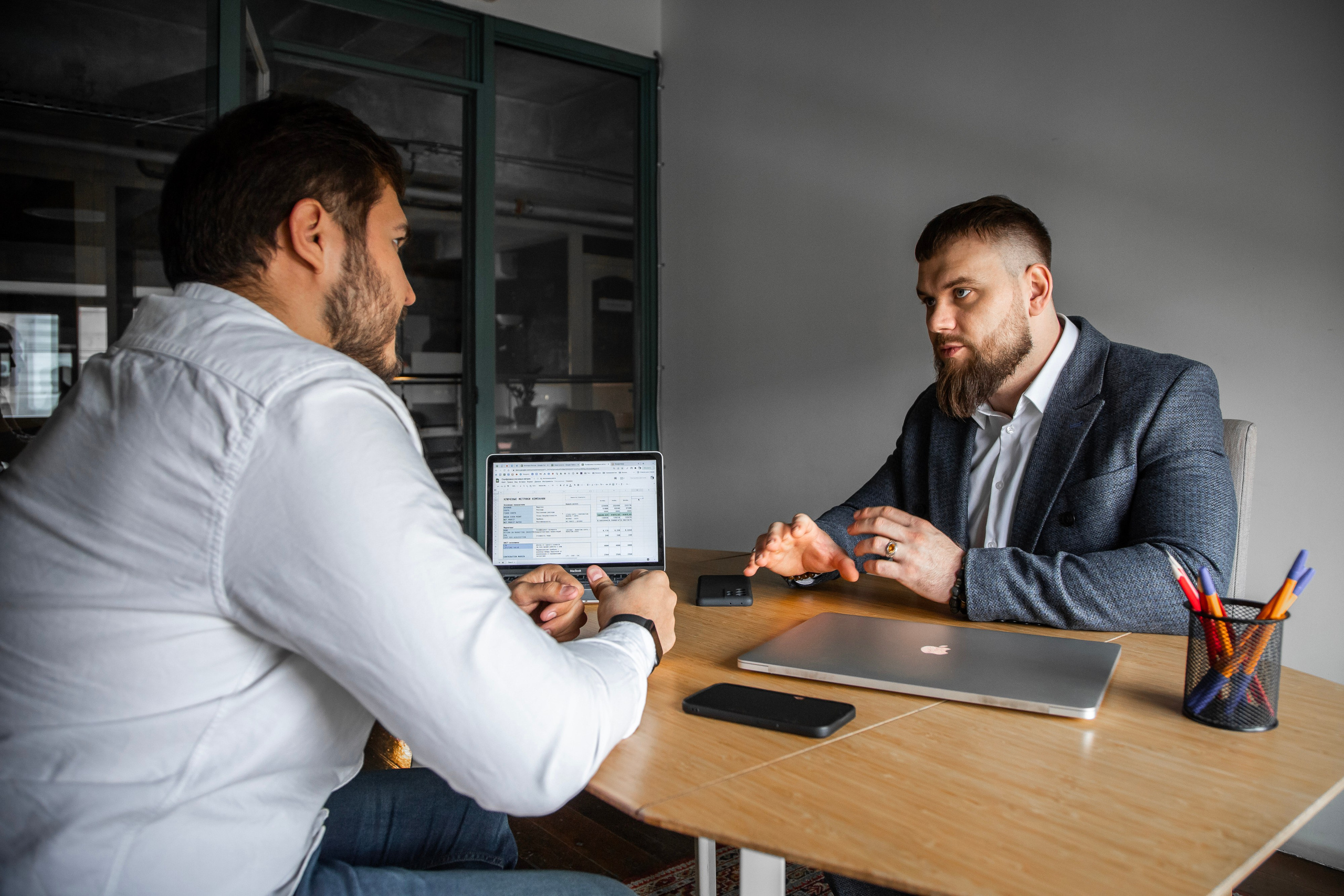 Фотосессия для бизнеса, контент для соцсетей, фото сотрудников. Свадебная, репортажная и бизнес съёмка в Ростове-на-Дону