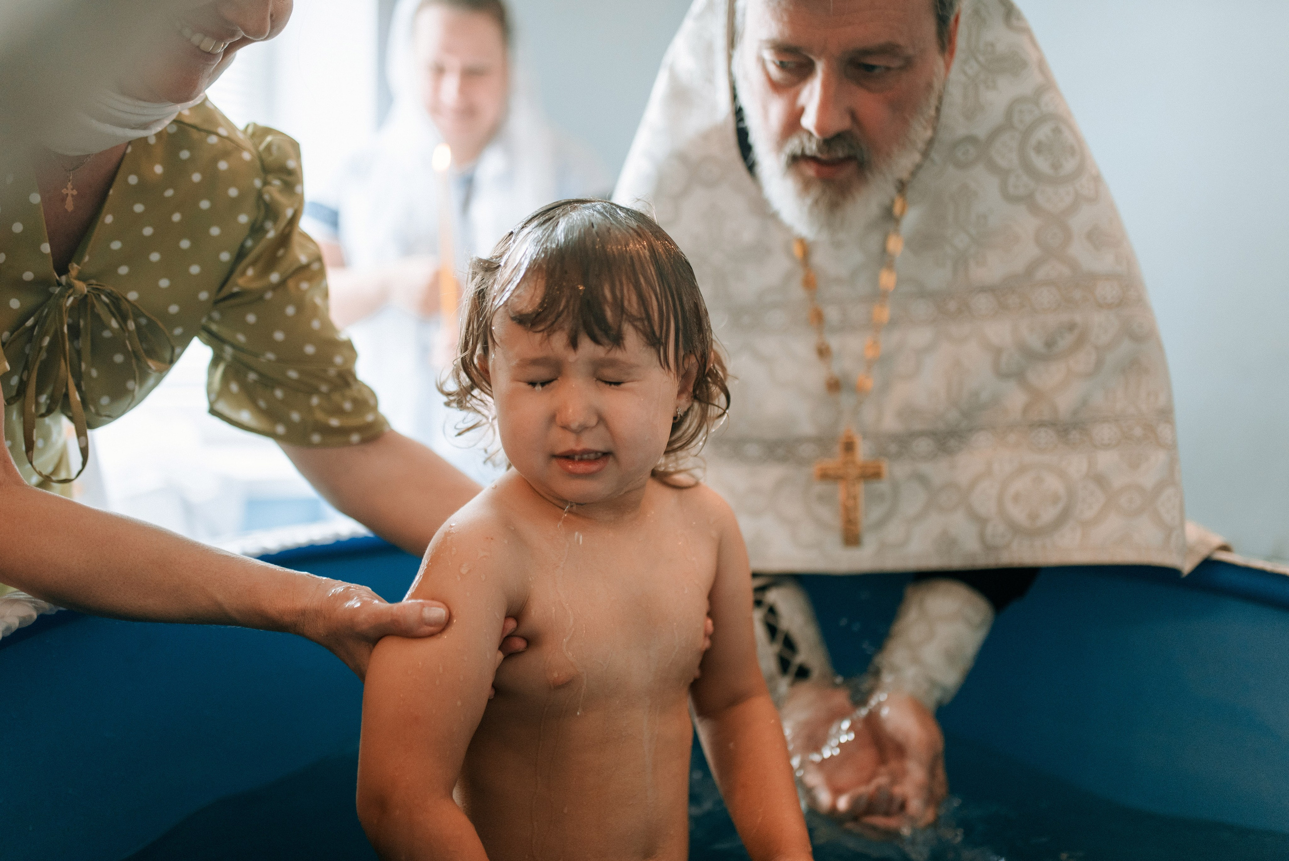 Крещение Даши и Алены. Семейный документальный фотограф в Волгограде Мариэта Додина