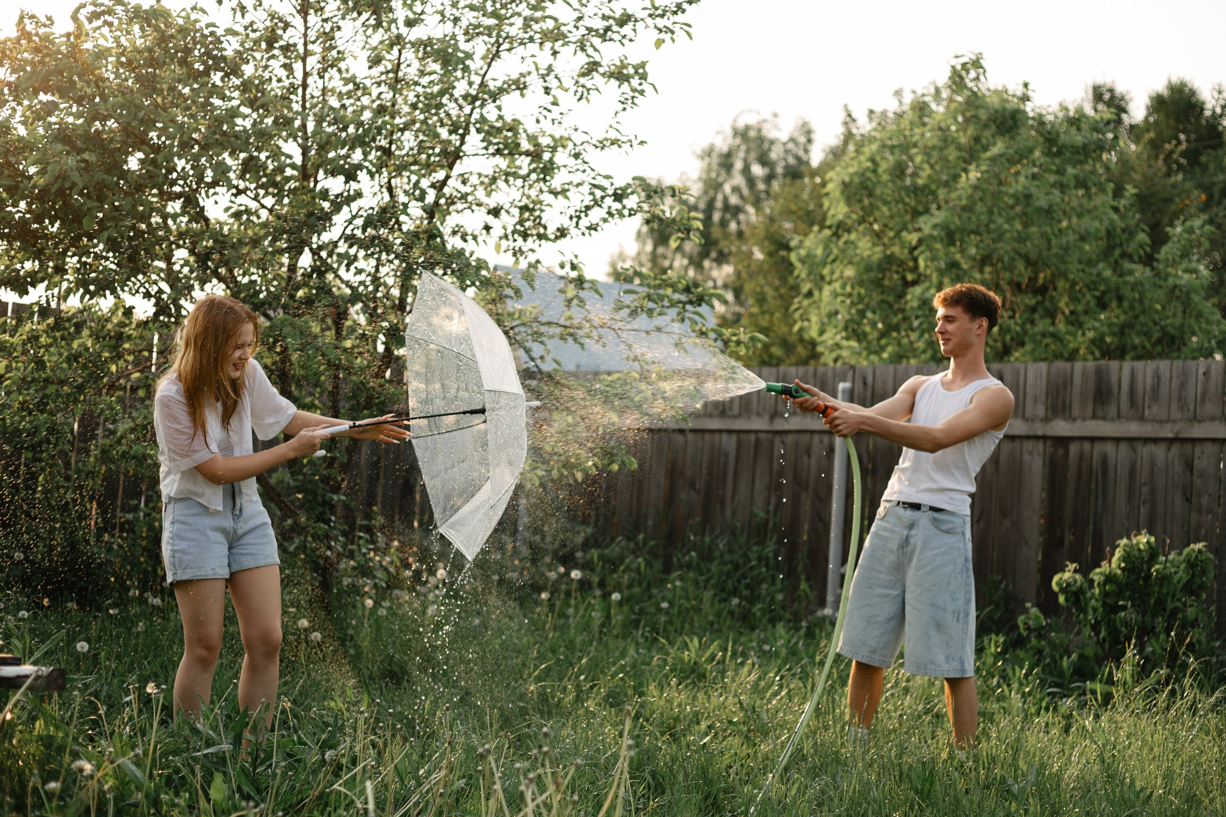 Серия с водой. Арина и Сергей. Евгения. Июнь 2025. Фотограф Пермь. Свадьбы. Семья и дети, школа, д. сад. Фотокниги