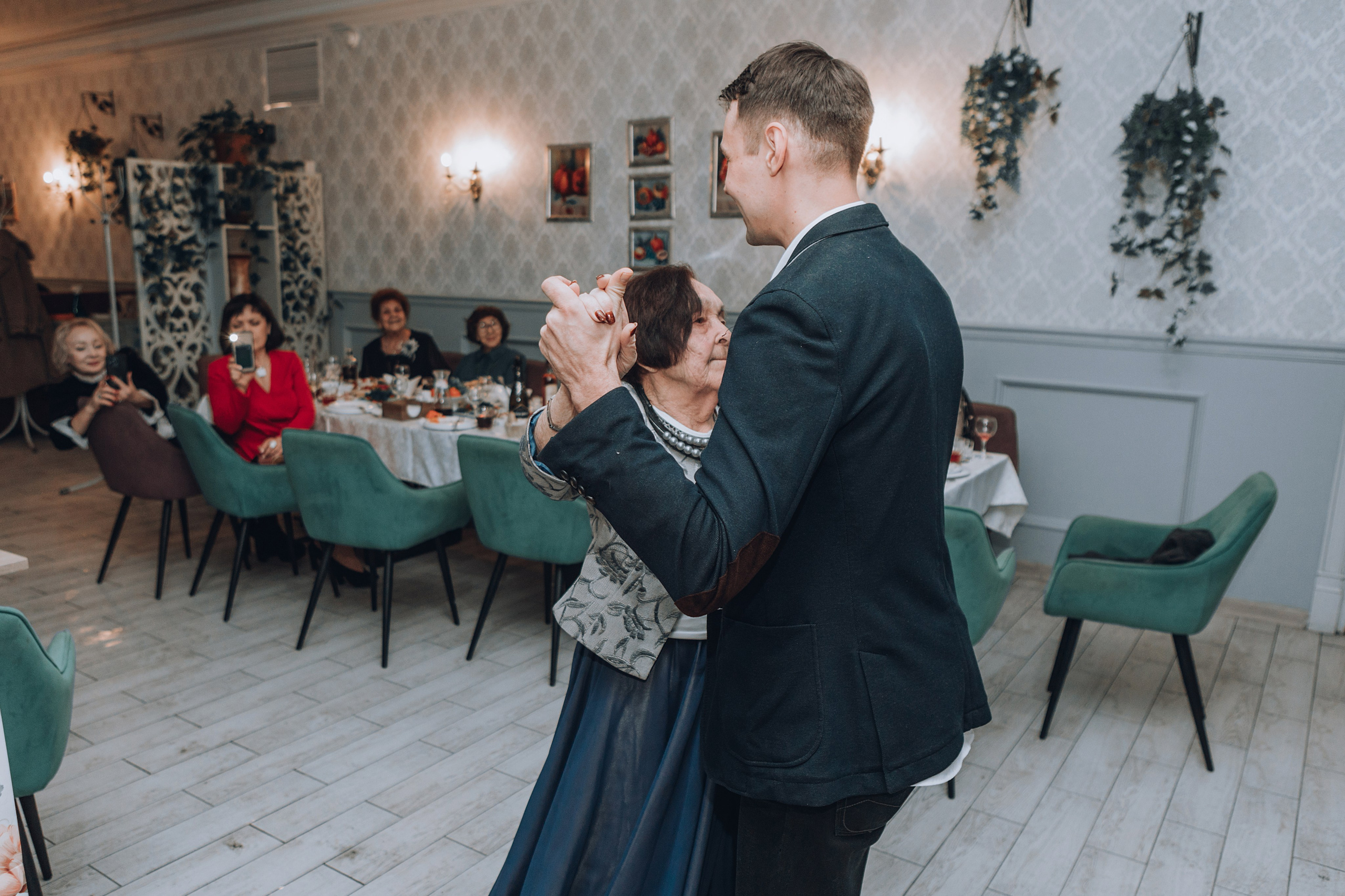 90-летний юбилей Сары Вагаповны. Фотограф в Санкт — Петербурге Анна Конофало
