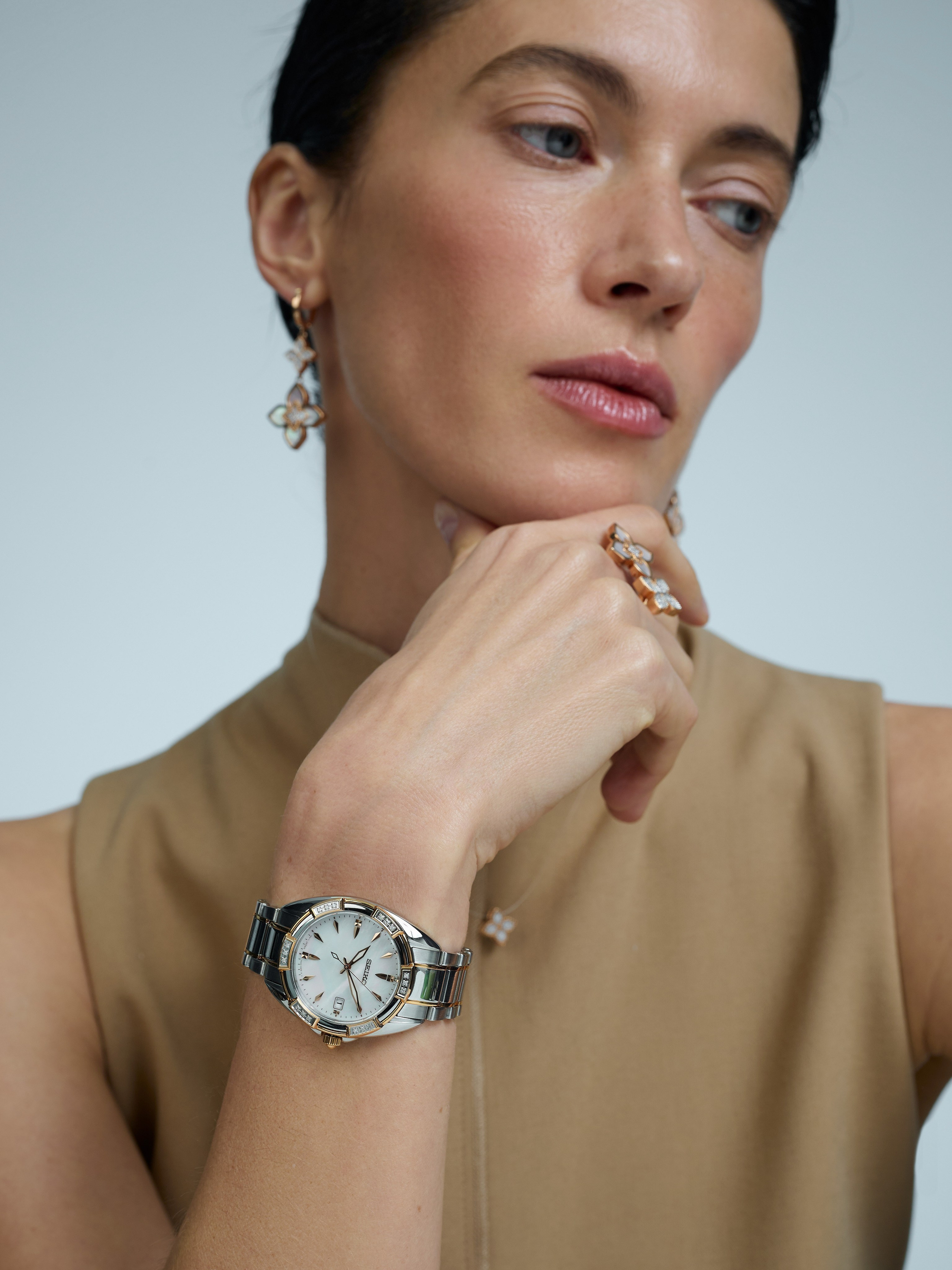 Каталог для бренда AllTime. Фотограф для брендов в Москве Ксения Чупрунова