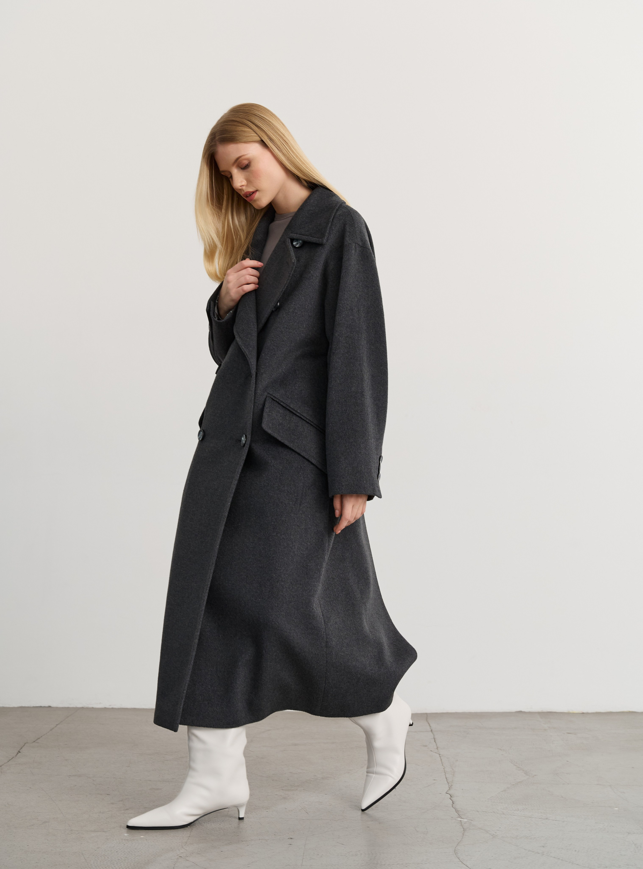 Каталог для бренда верхней одежды Sheily. Fashion фотограф в Москве Ксения Чупрунова