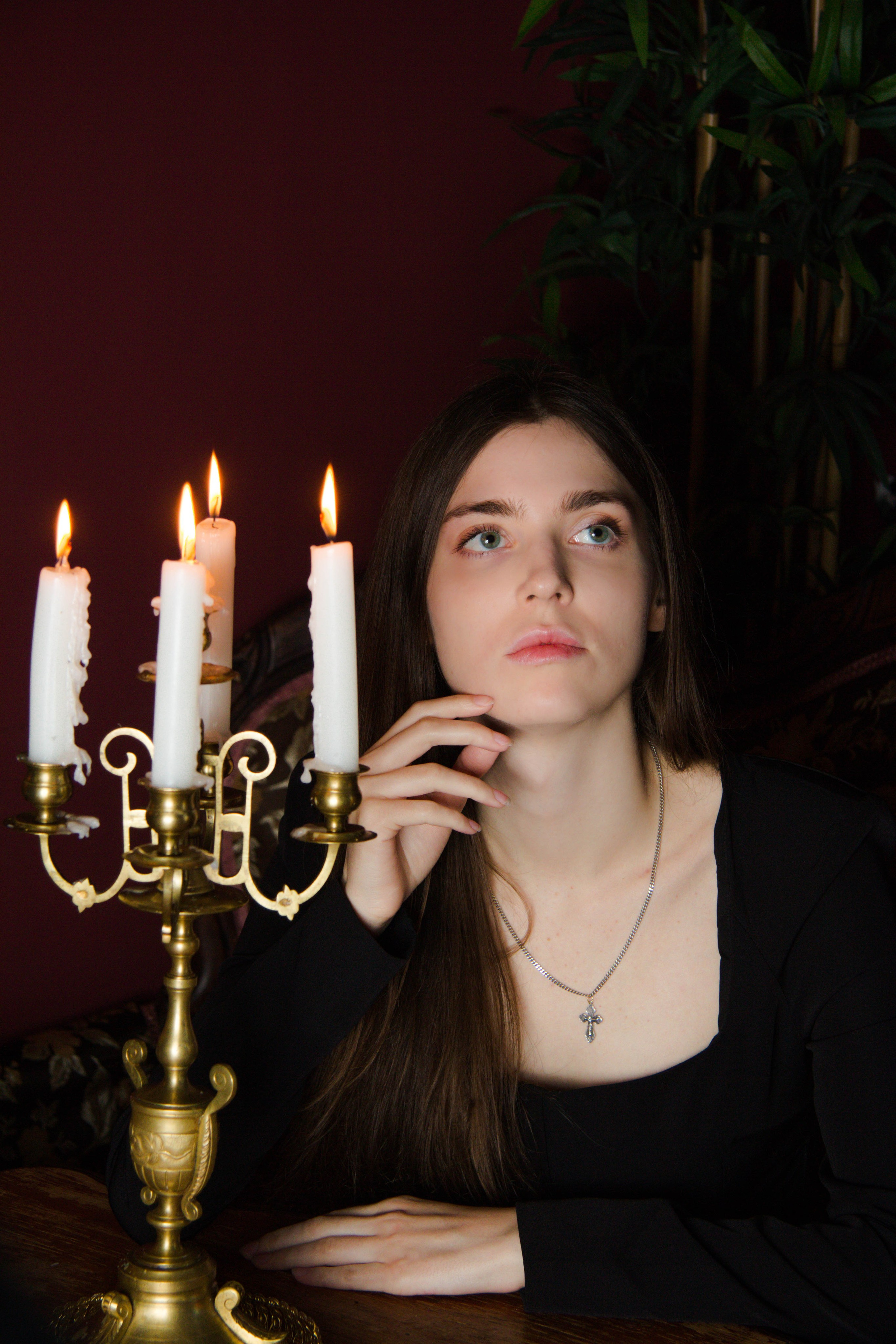 Индивидуальная женская фотосессия в студии и на улице. Портретный фотограф в Краснодаре Надежда Дудова