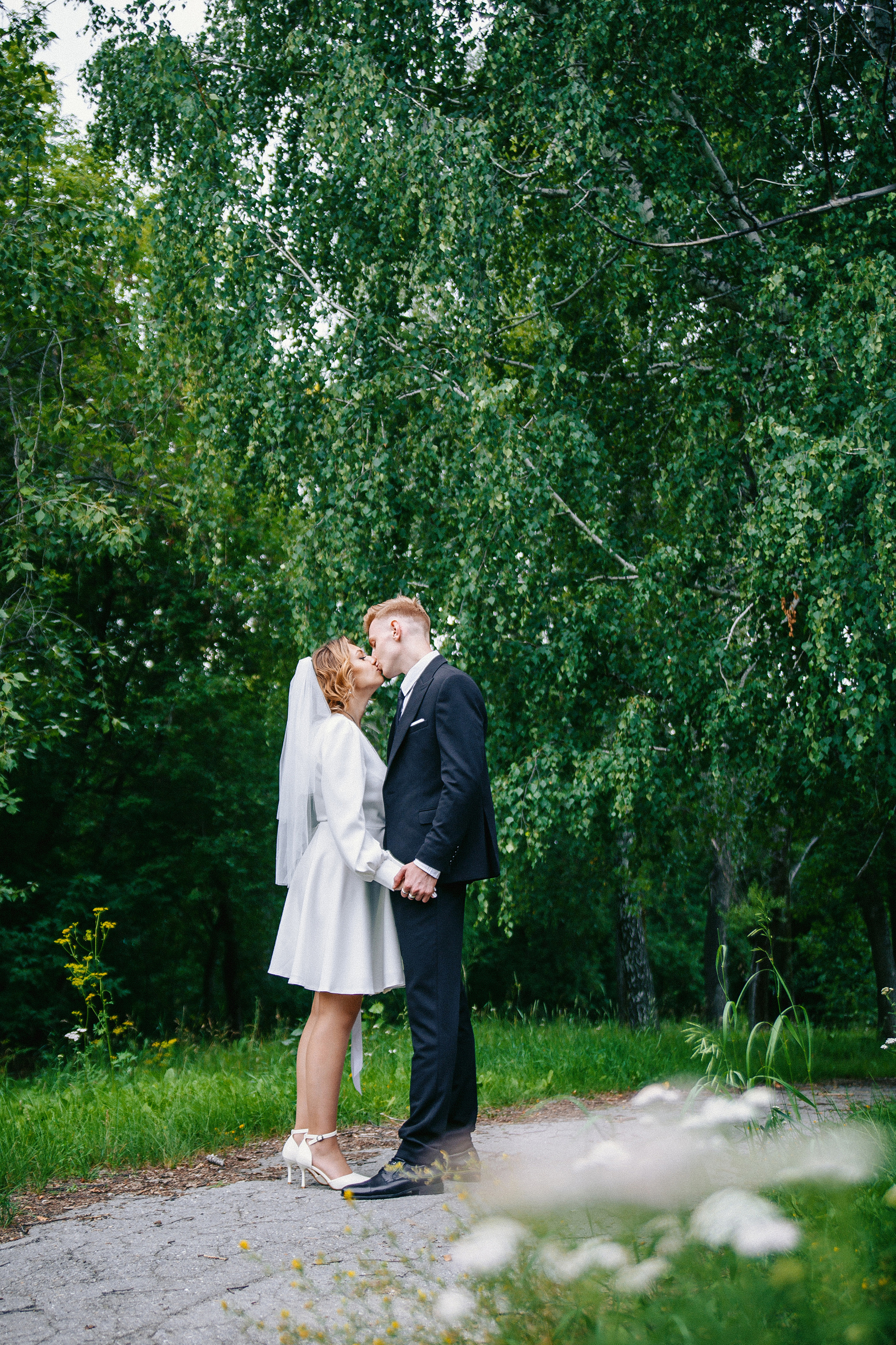 Любовь в объективе. Выпускные альбомы Искитим, Бердск и Новосибирск Крюкова Елена