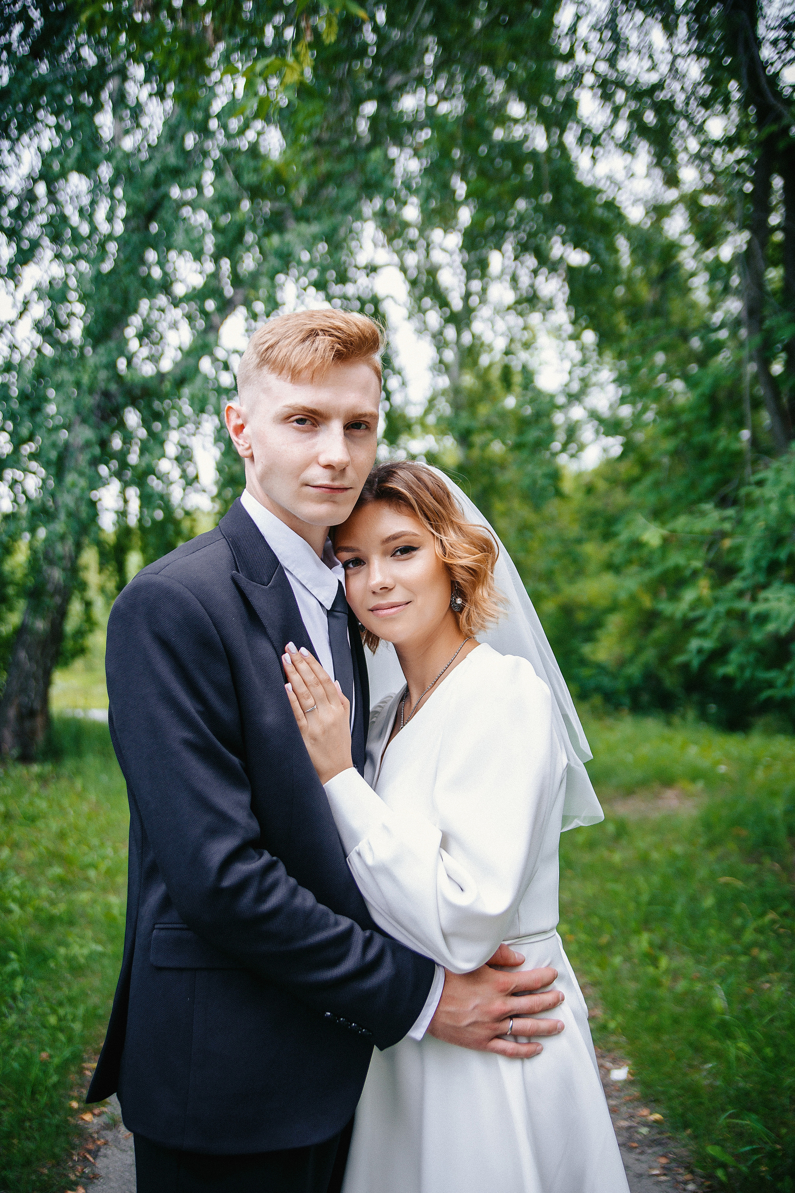 Любовь в объективе. Выпускные альбомы Искитим, Бердск и Новосибирск Крюкова Елена