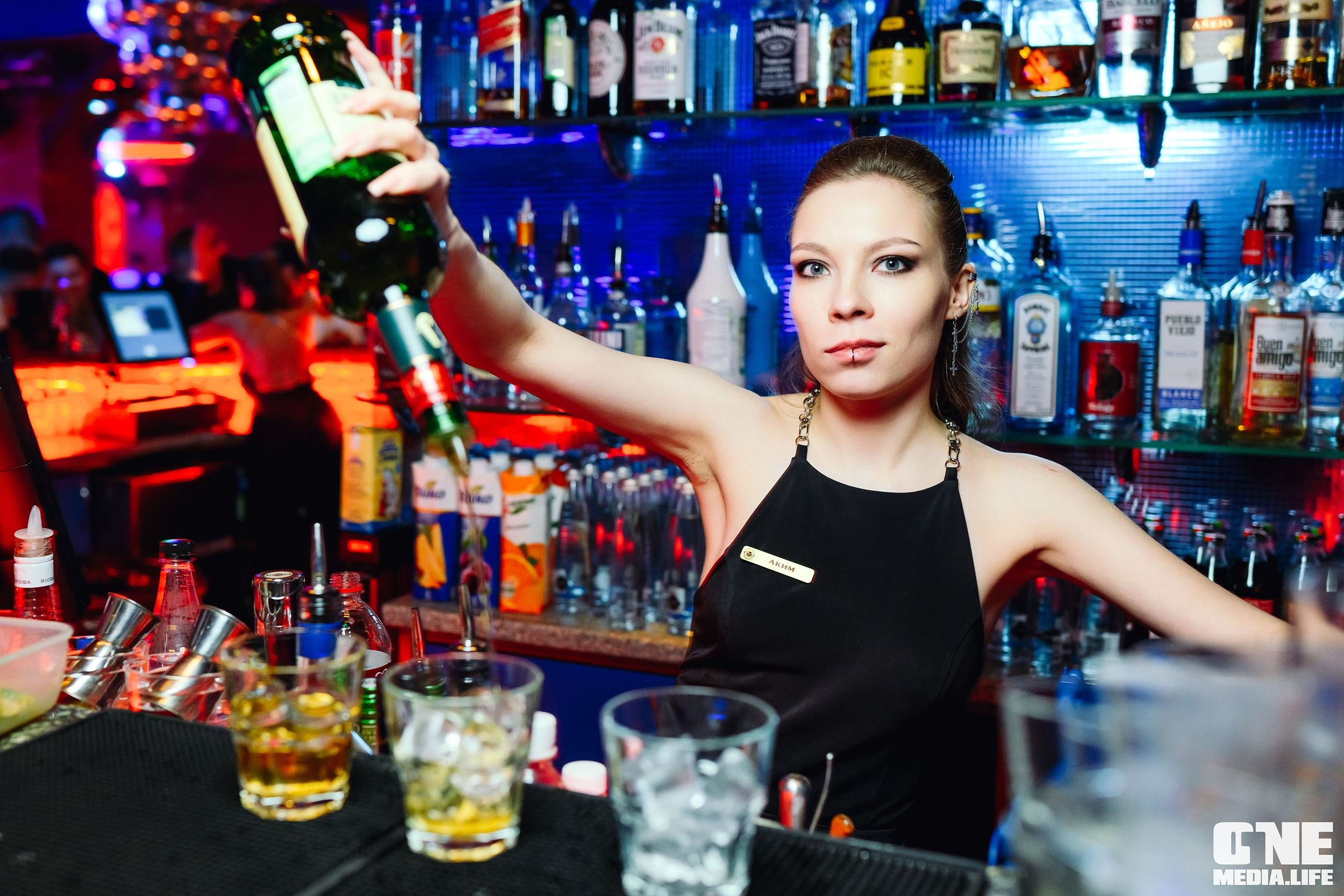 Фото с вечеринки в Планете. One Media Life: фоторепортажи, фотоотчеты с мероприятий и заведений