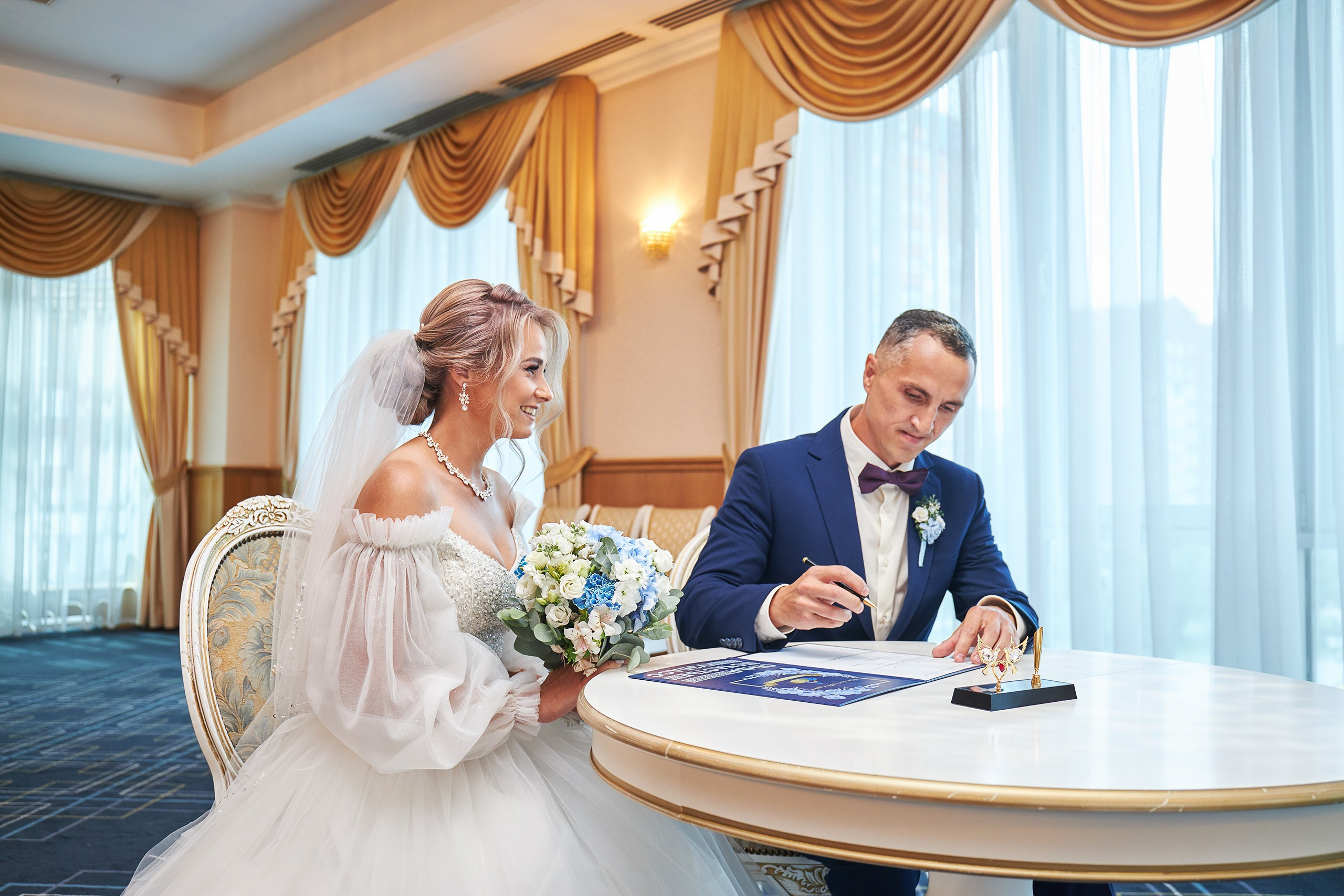 Женя и Даша