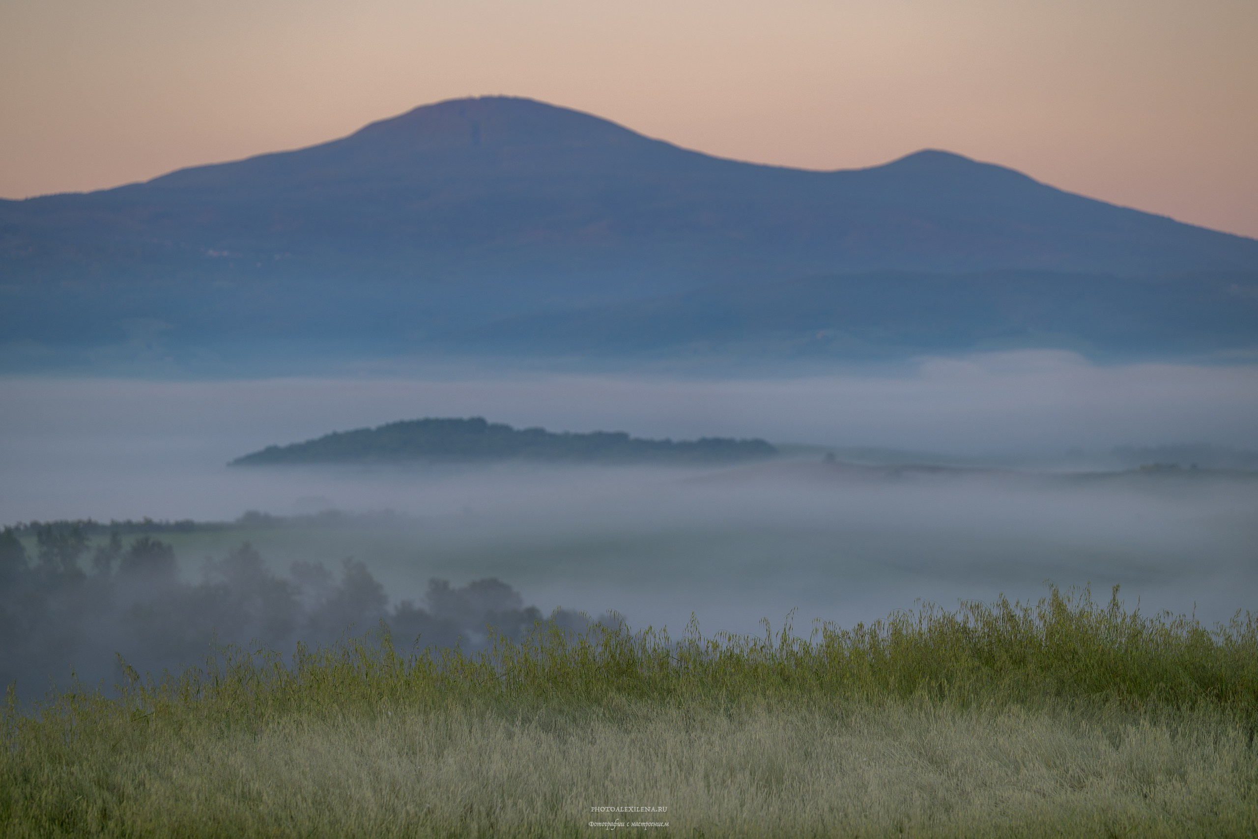 Волшебное утро в Тоскане. Авторские стильные фотокартины