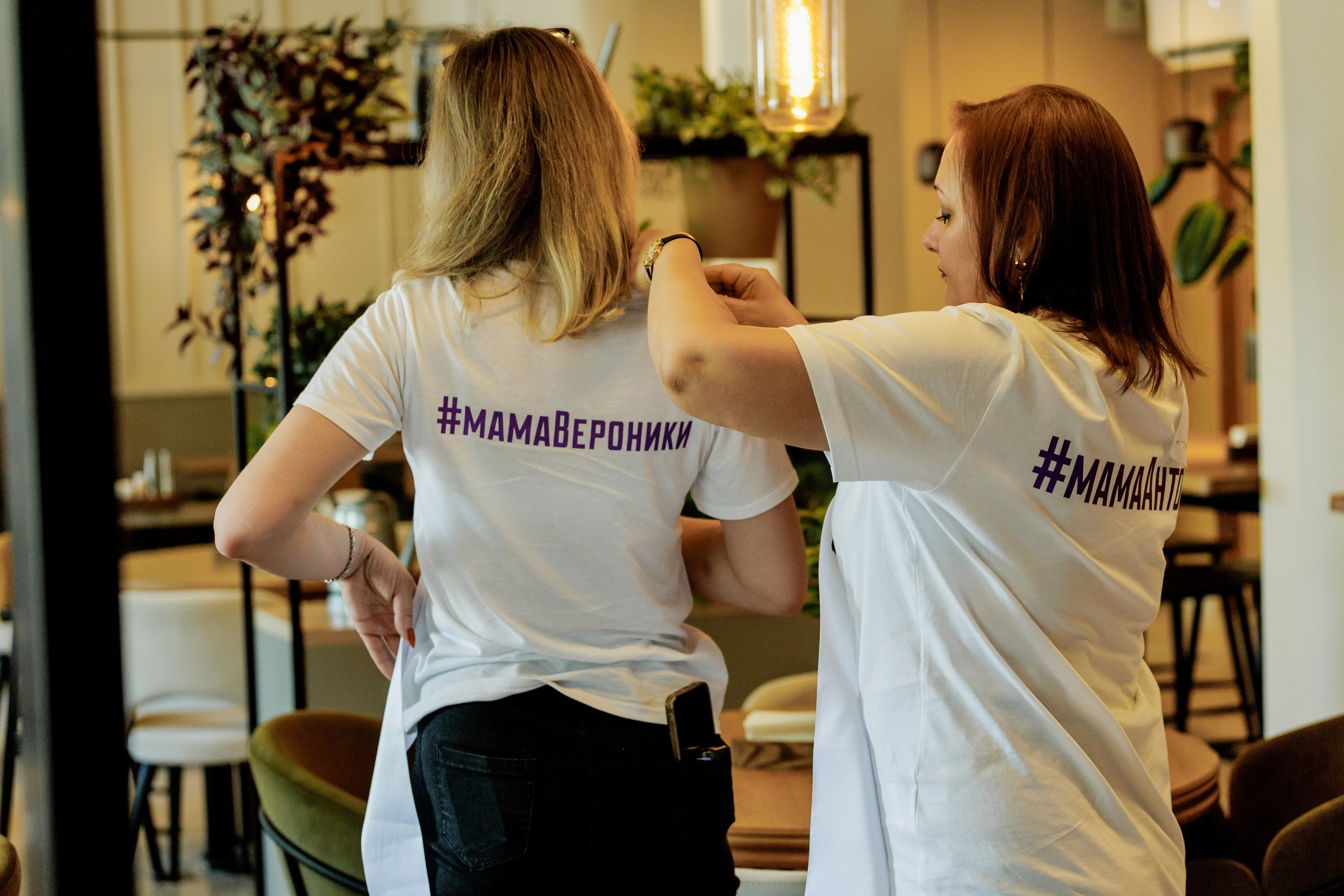 Репортажные фото съёмки клипа от родителей выпускникам. Свадебный фотограф в Воронеже Александр Работкин