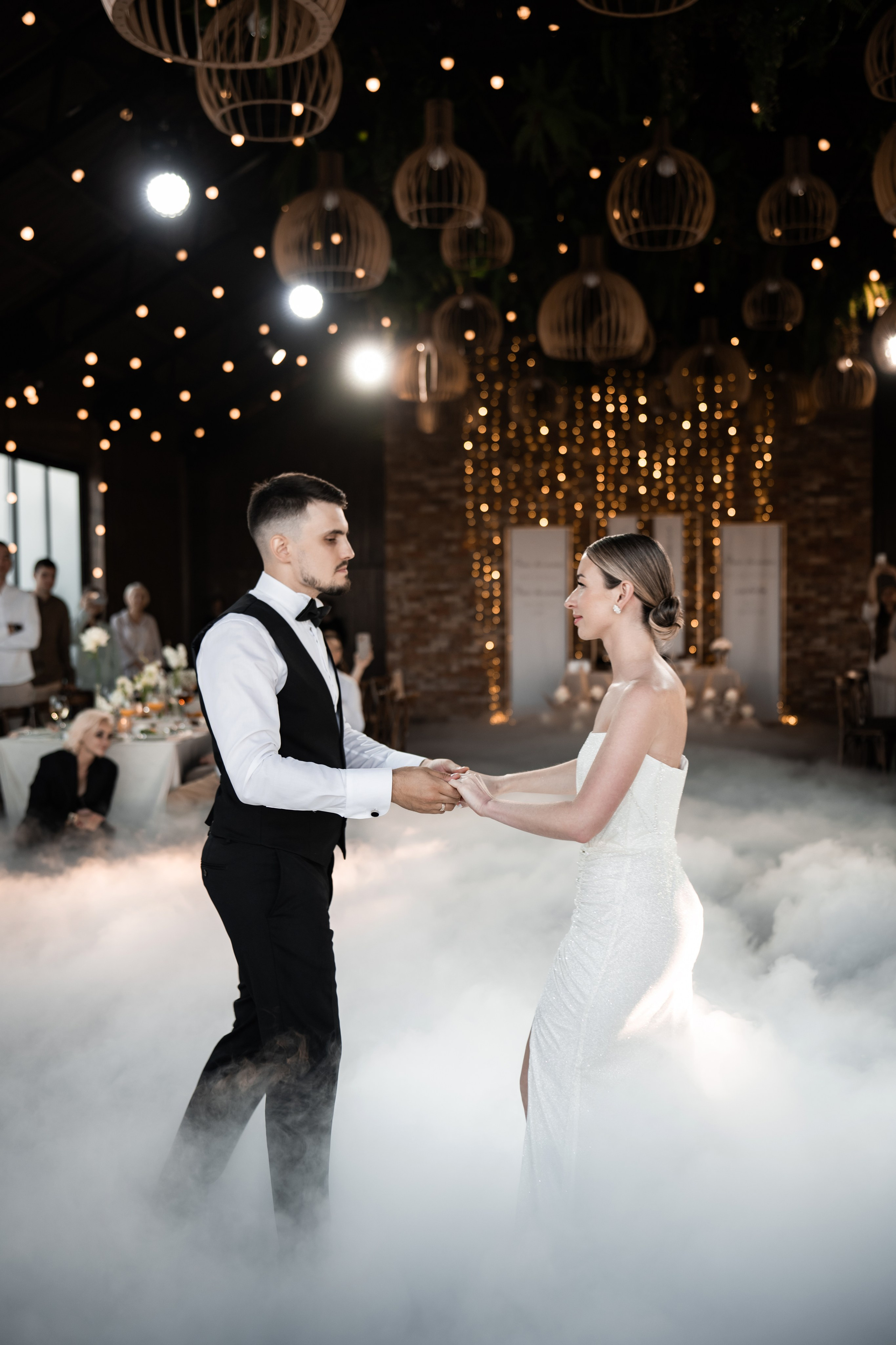 2024. Богдан и Ирина. Свадебный и семейный фотограф в Москве и Европе Евгения Амелина