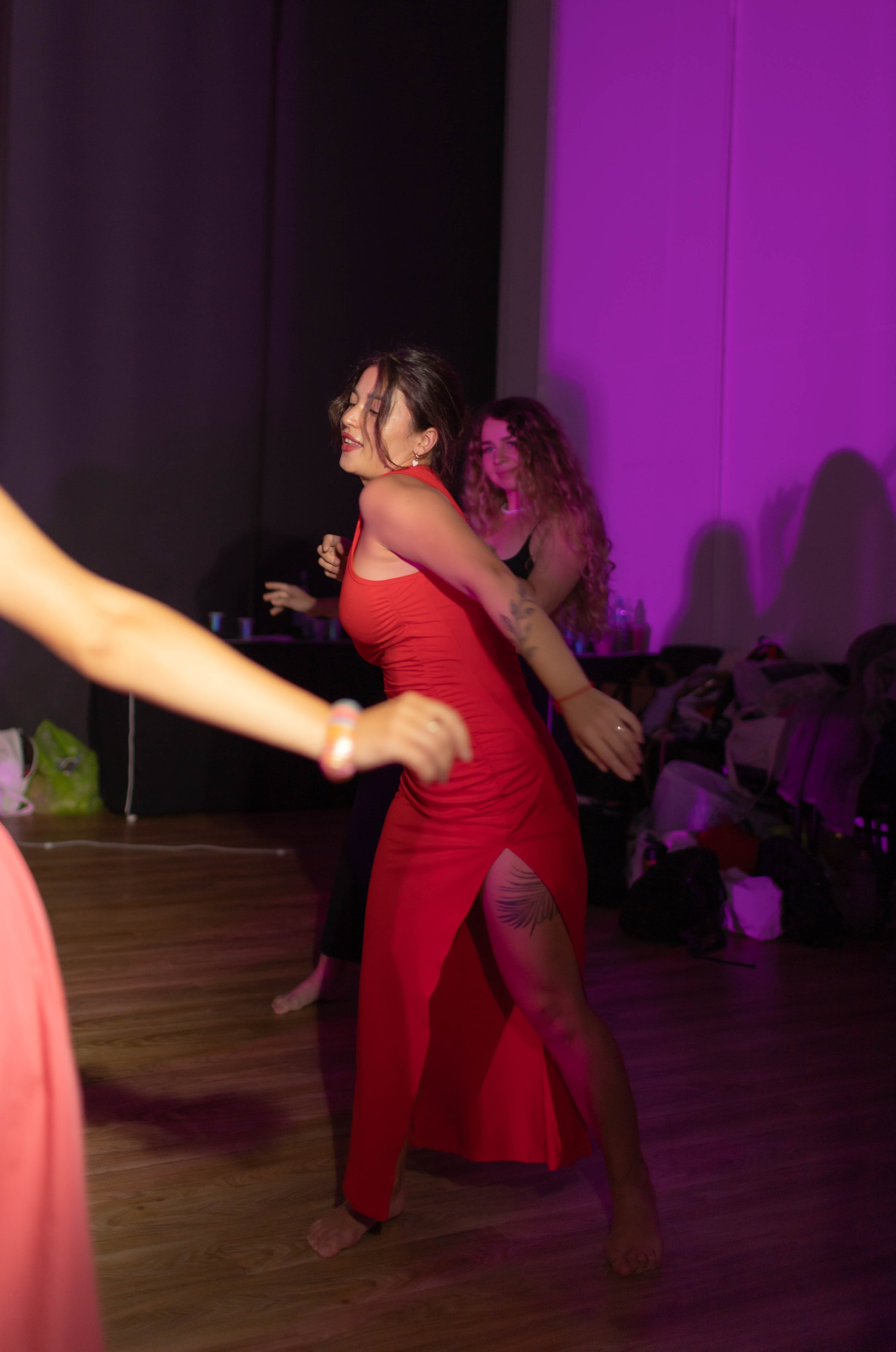 Dance party from Dasha. Lyric photographer