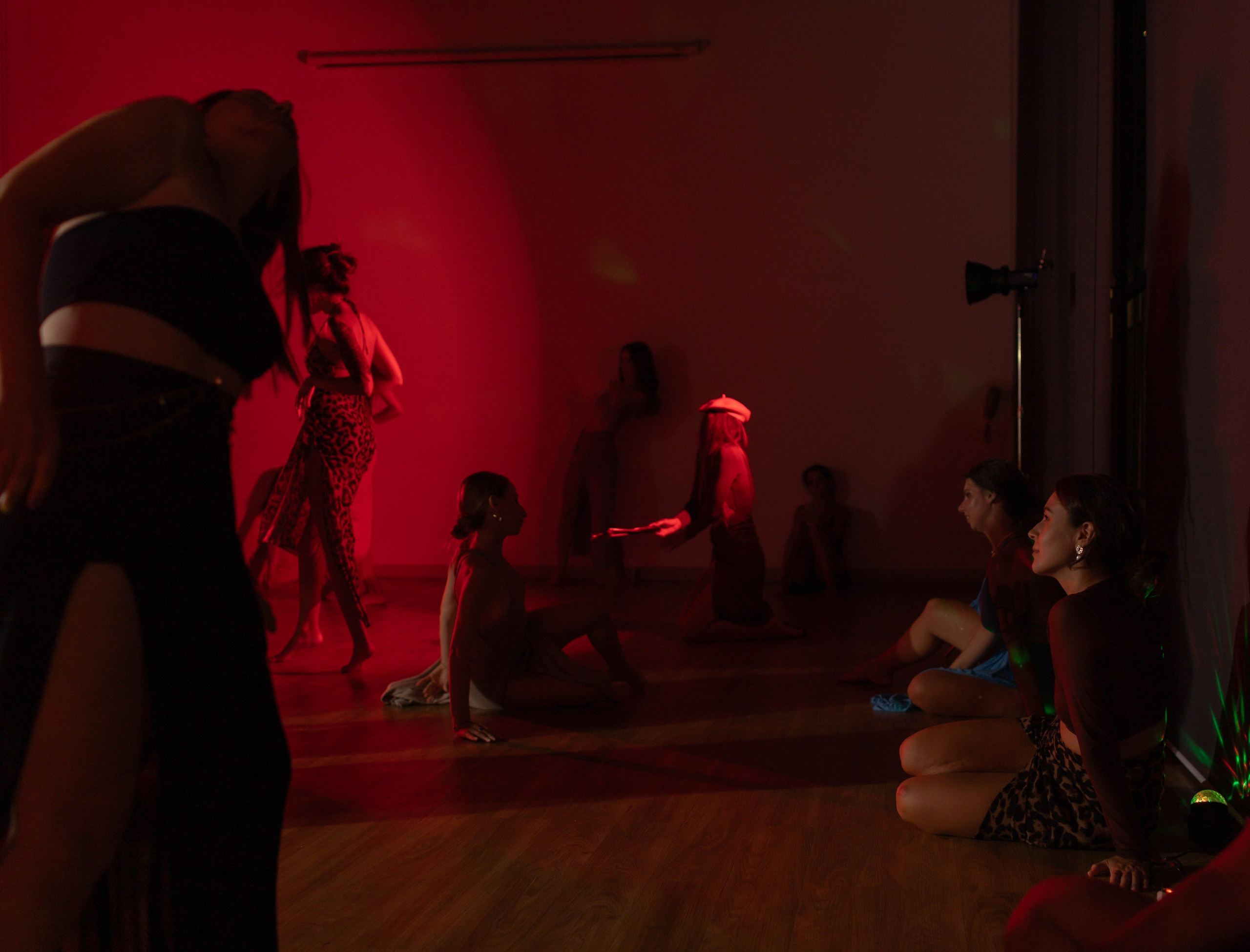 Dance party from Dasha. Lyric photographer