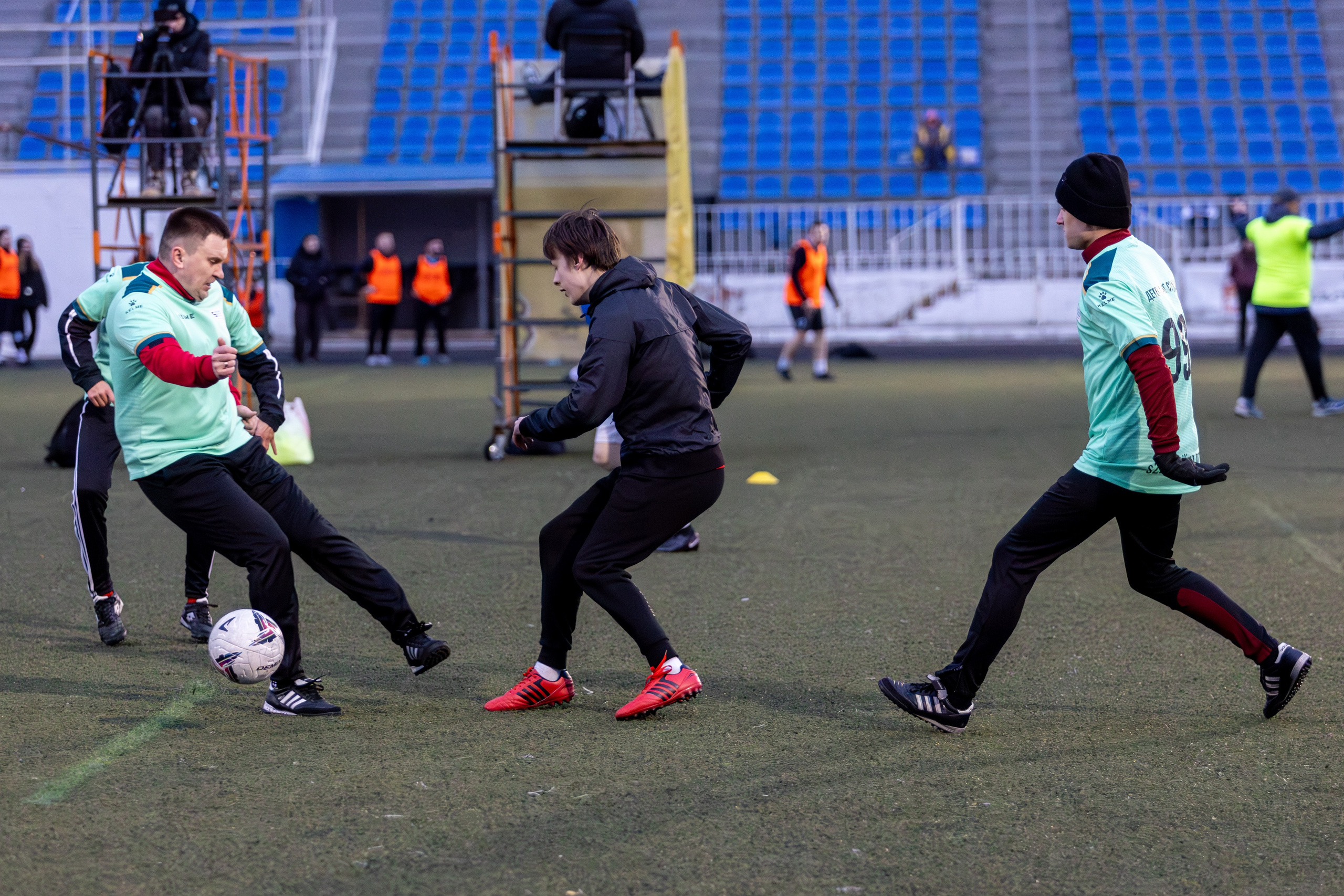 Ночная Футбольная Лига. ПЗСП — S22. 23.04.2026. Репортажный и спортивный фотограф в г. Пермь Зильберг Павел