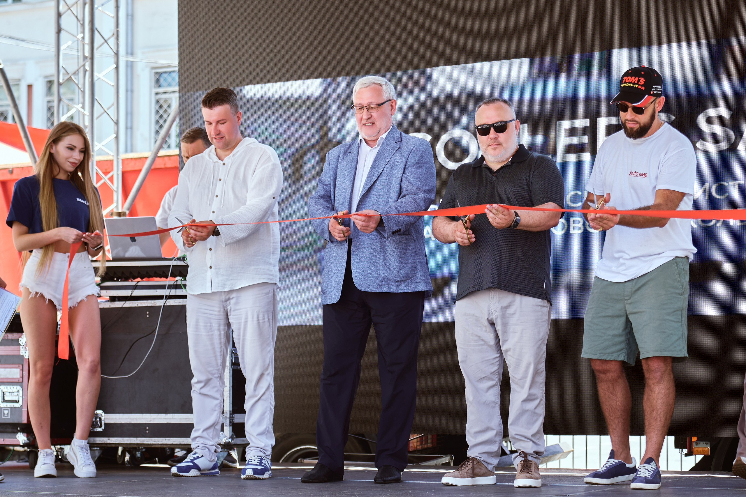 «Auto-салон 2025». Фотограф во Владивостоке