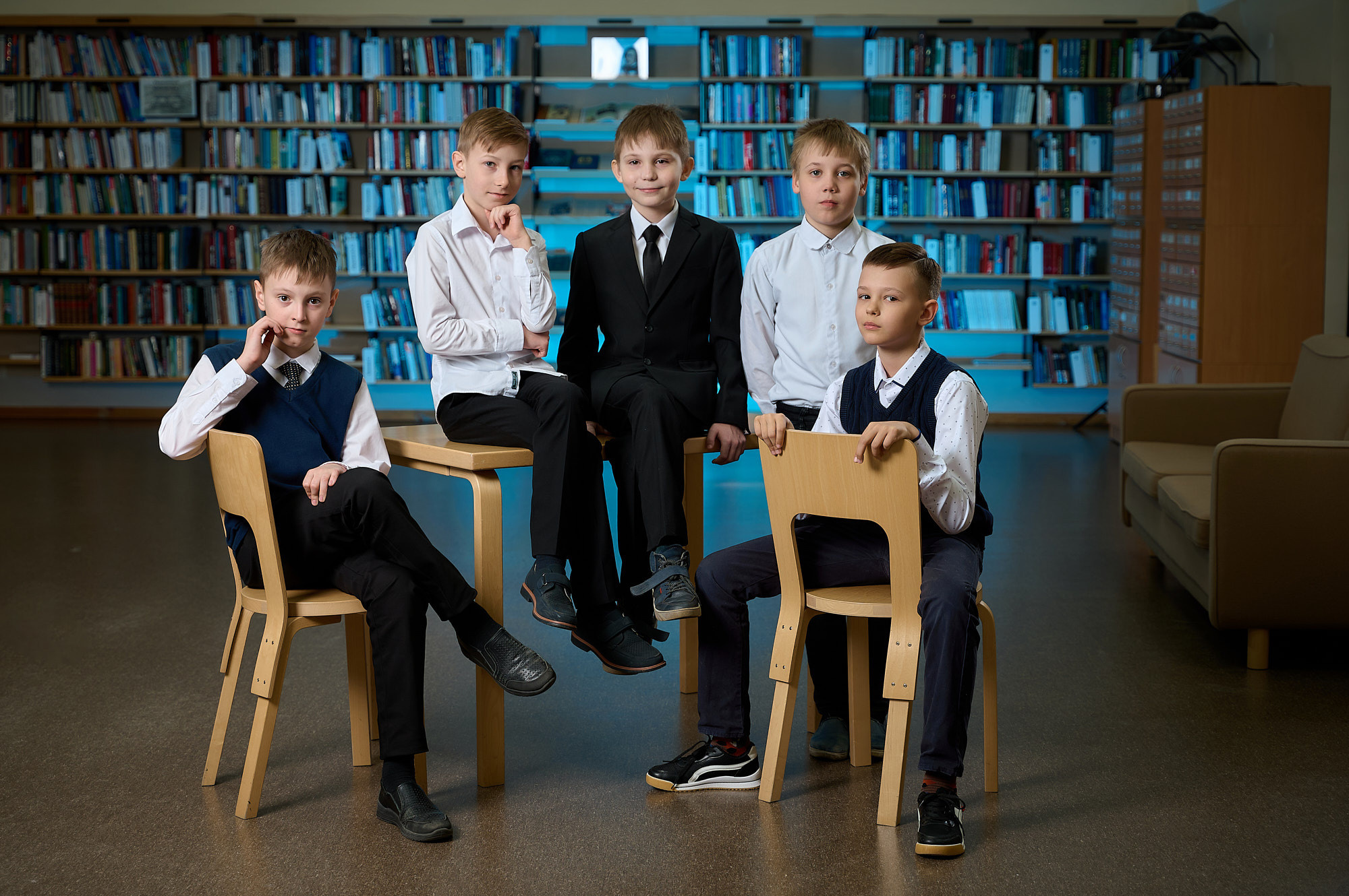 Съёмка в библиотеке. Выпускной альбом Выборг, Каменногорск, Светогорск, Санкт-Петербург